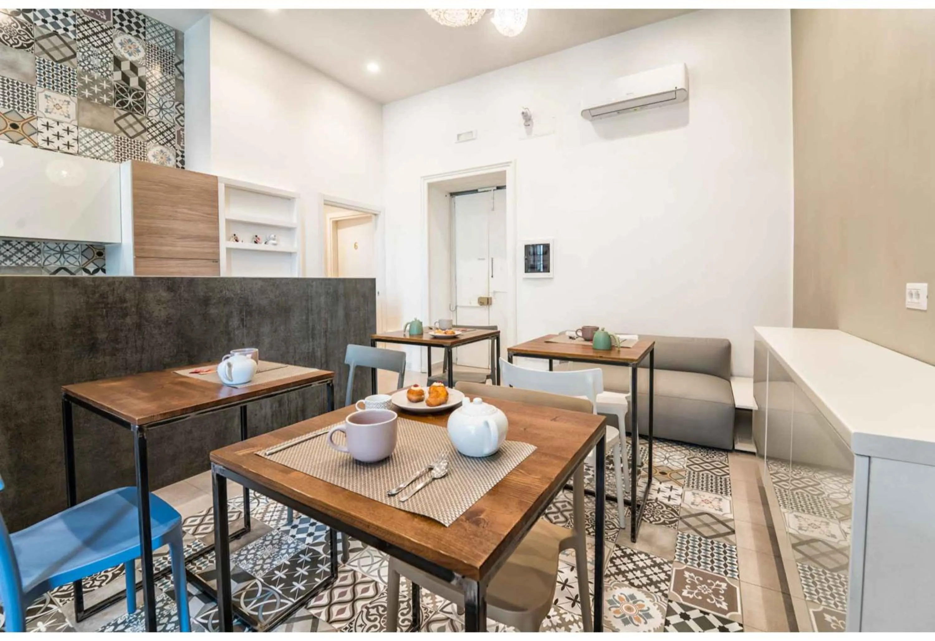 Communal lounge/ TV room in New Gallery