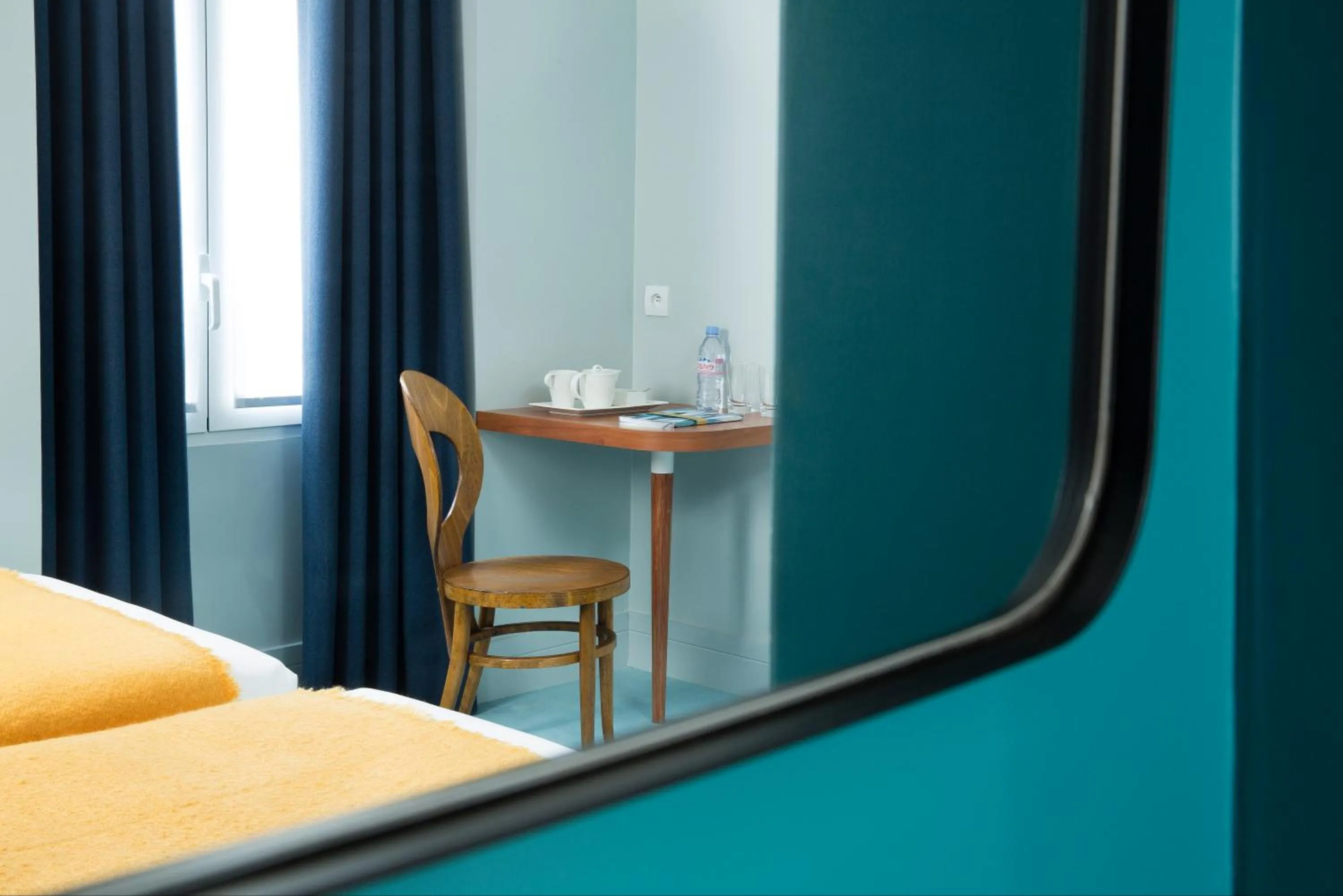 Decorative detail, TV/Entertainment Center in Hôtel Céleste Batignolles Montmartre