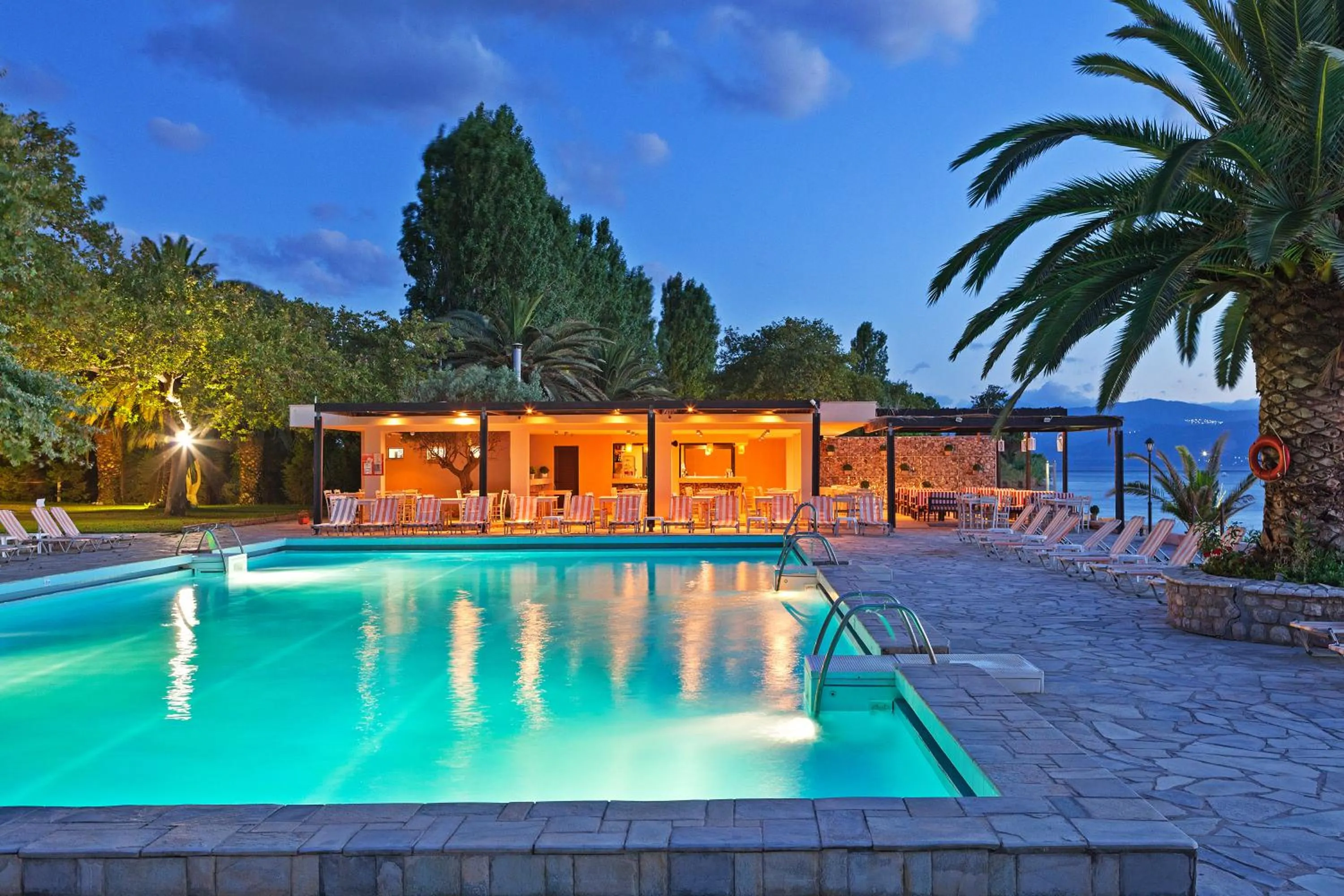 Swimming pool in Long Beach Hotel & Resort