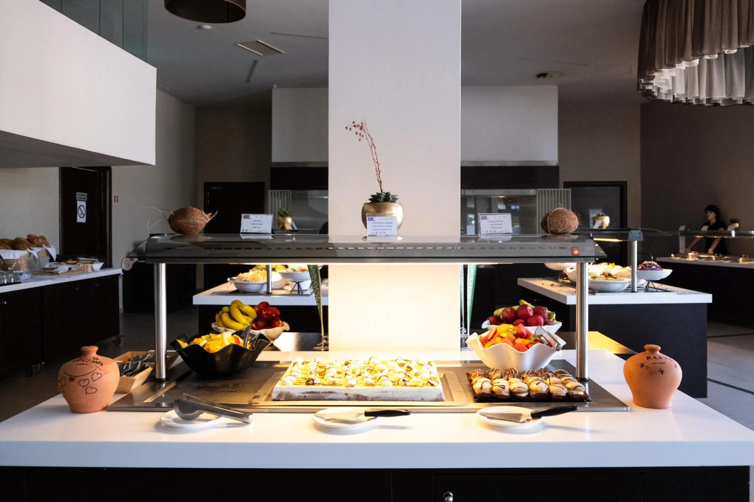 Long Beach Hotel & Resort