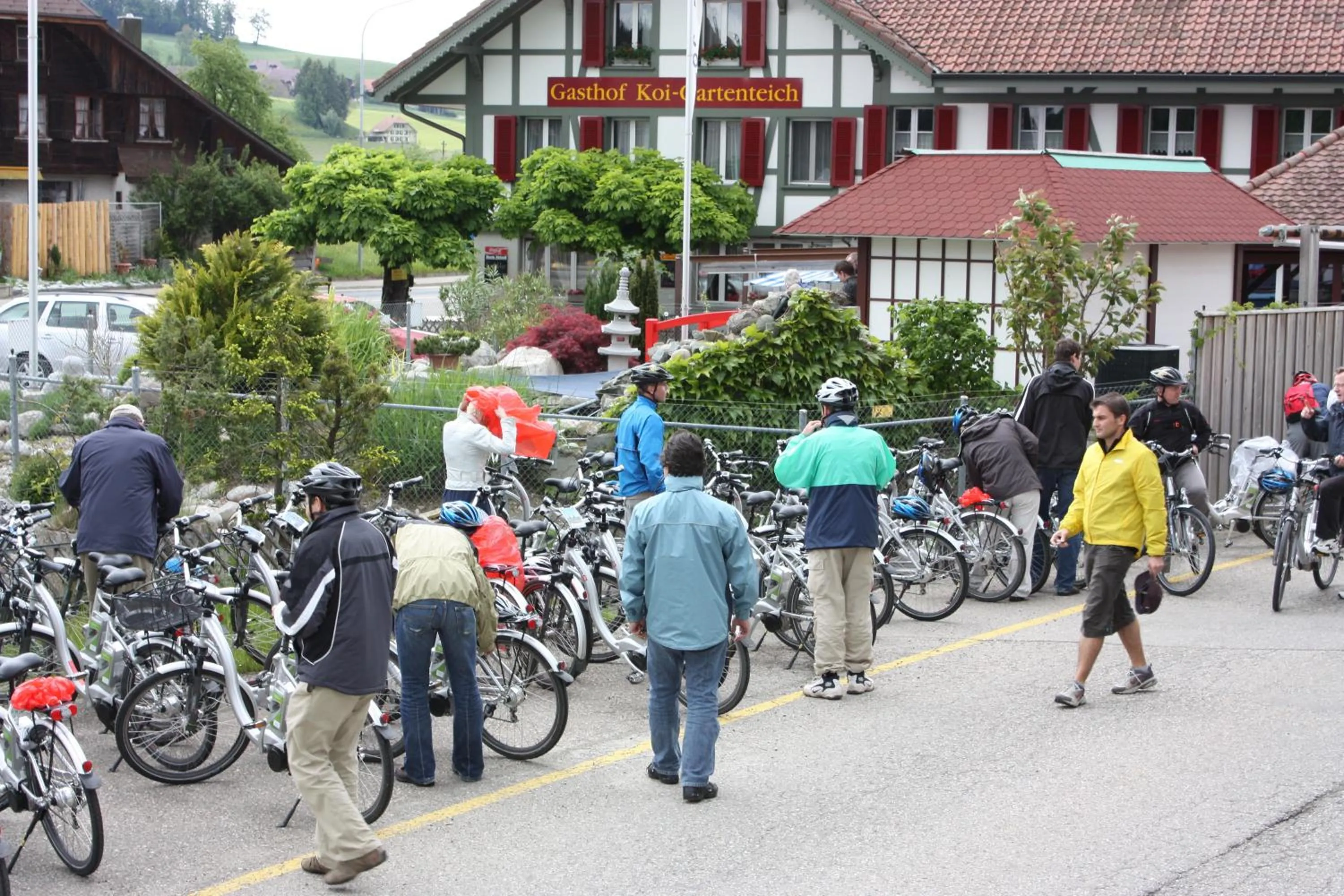 Hiking in Hotel Koi-Gartenteich