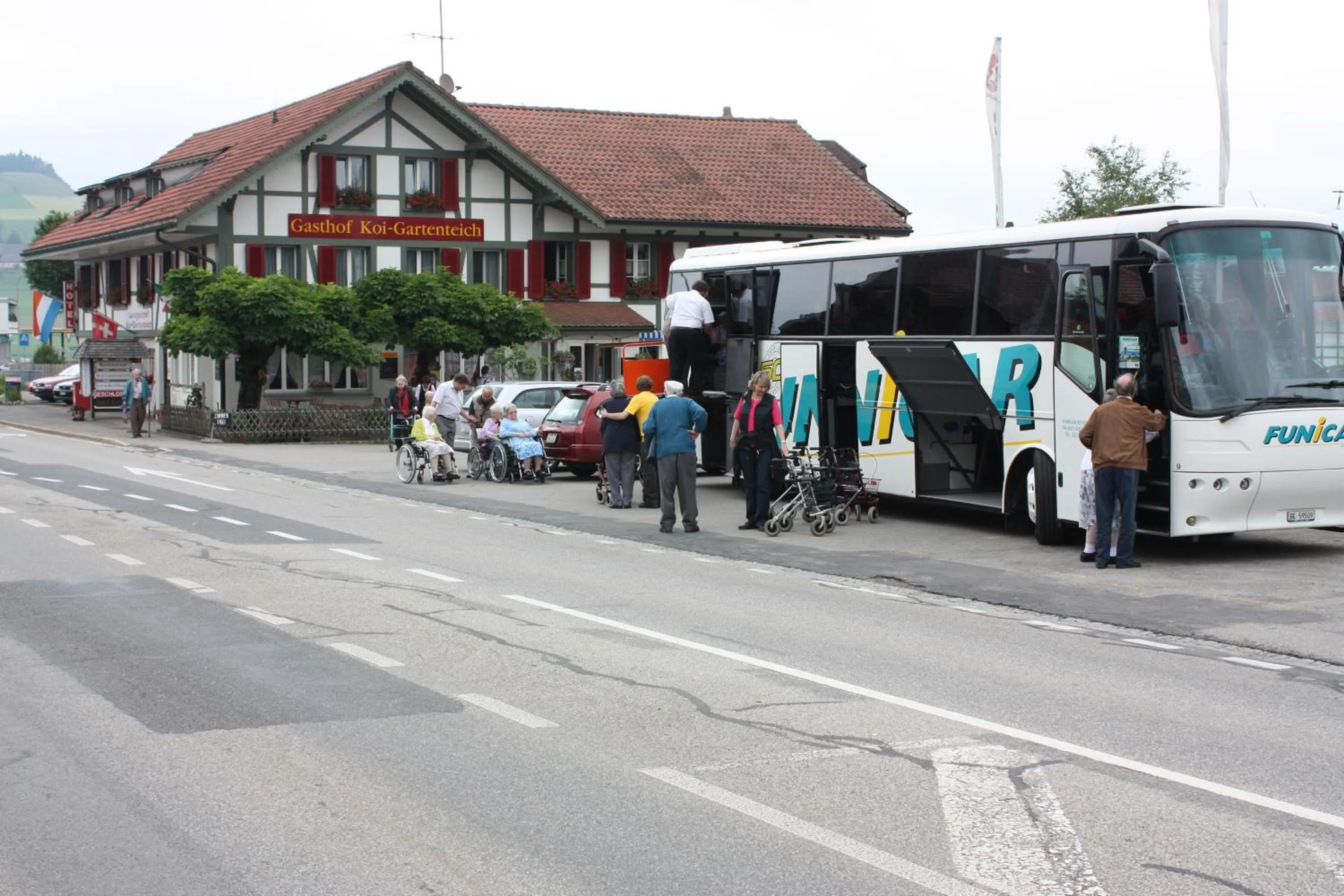 group of guests in Hotel Koi-Gartenteich