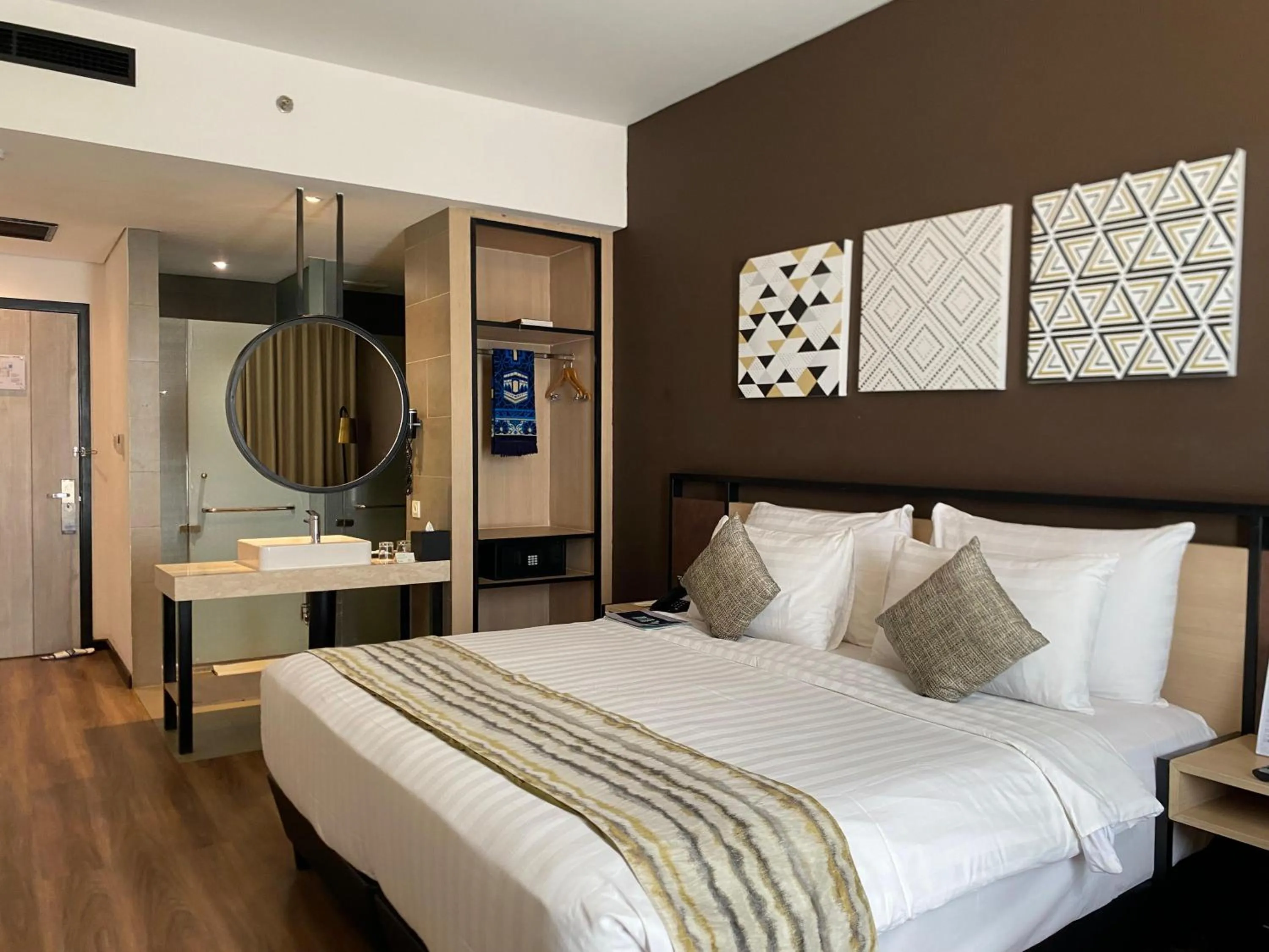 Bed in Muraya Hotel Aceh