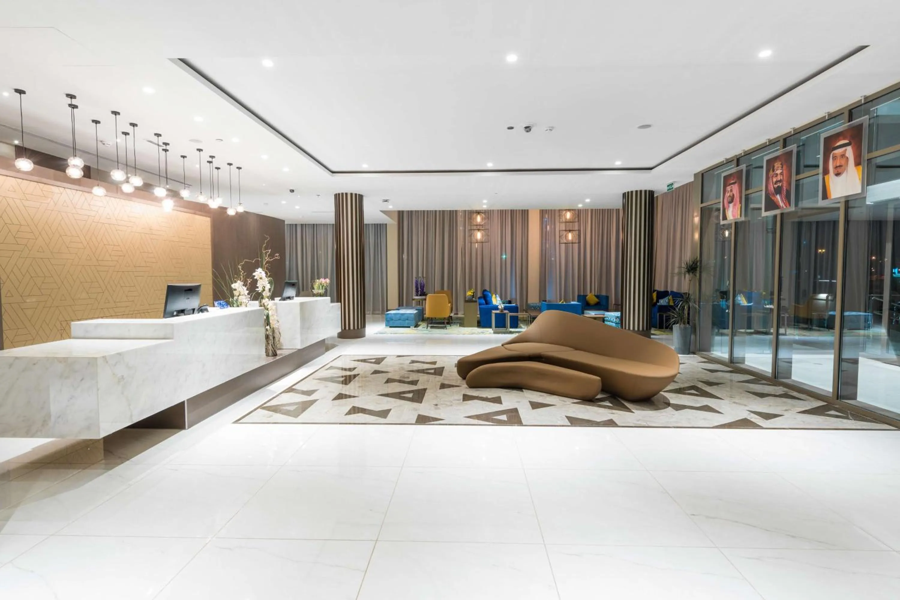 Lobby or reception, Bed in Radisson Blu Hotel, Jeddah Corniche