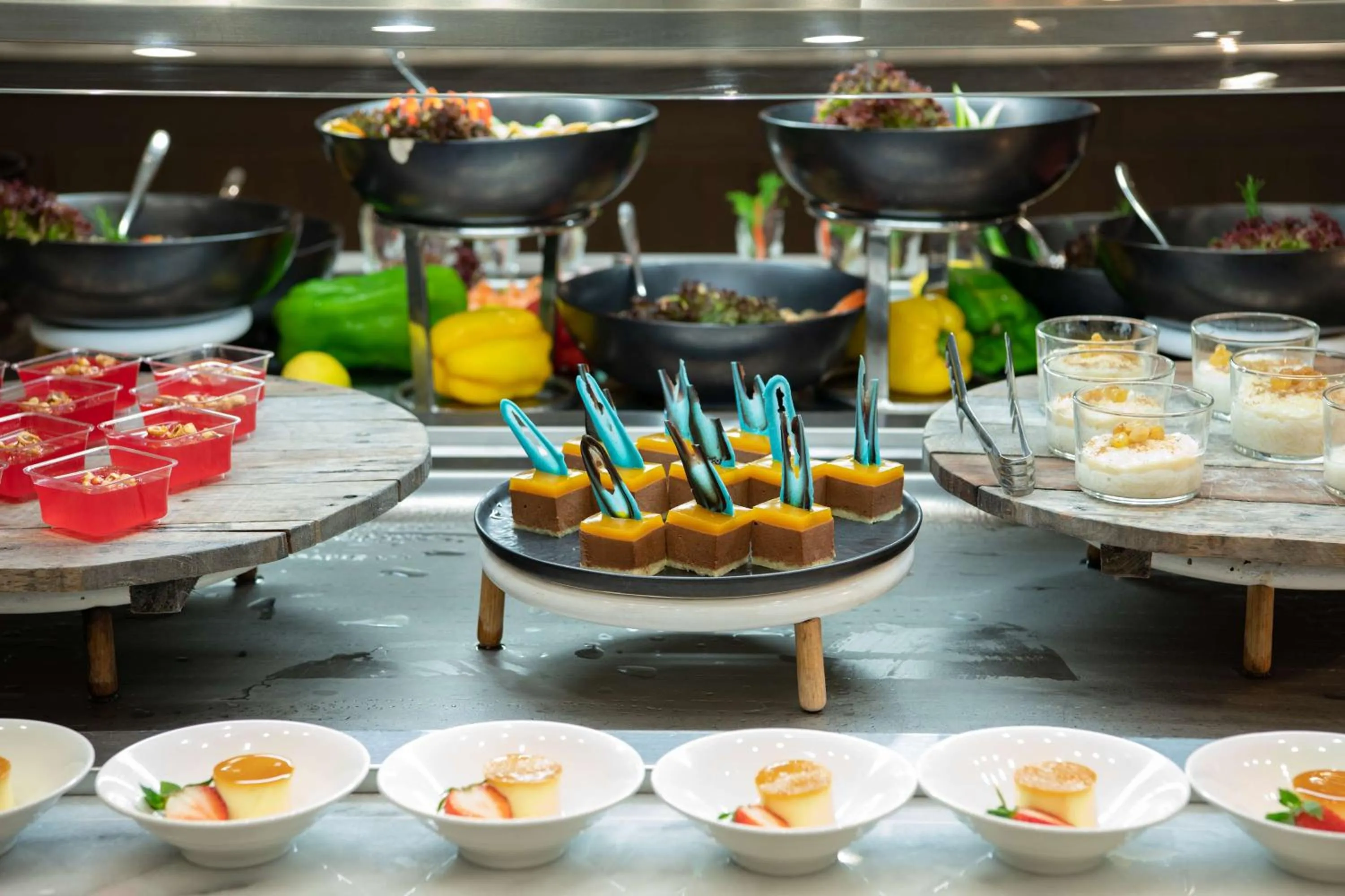 Food and drinks in Radisson Blu Hotel, Jeddah Corniche