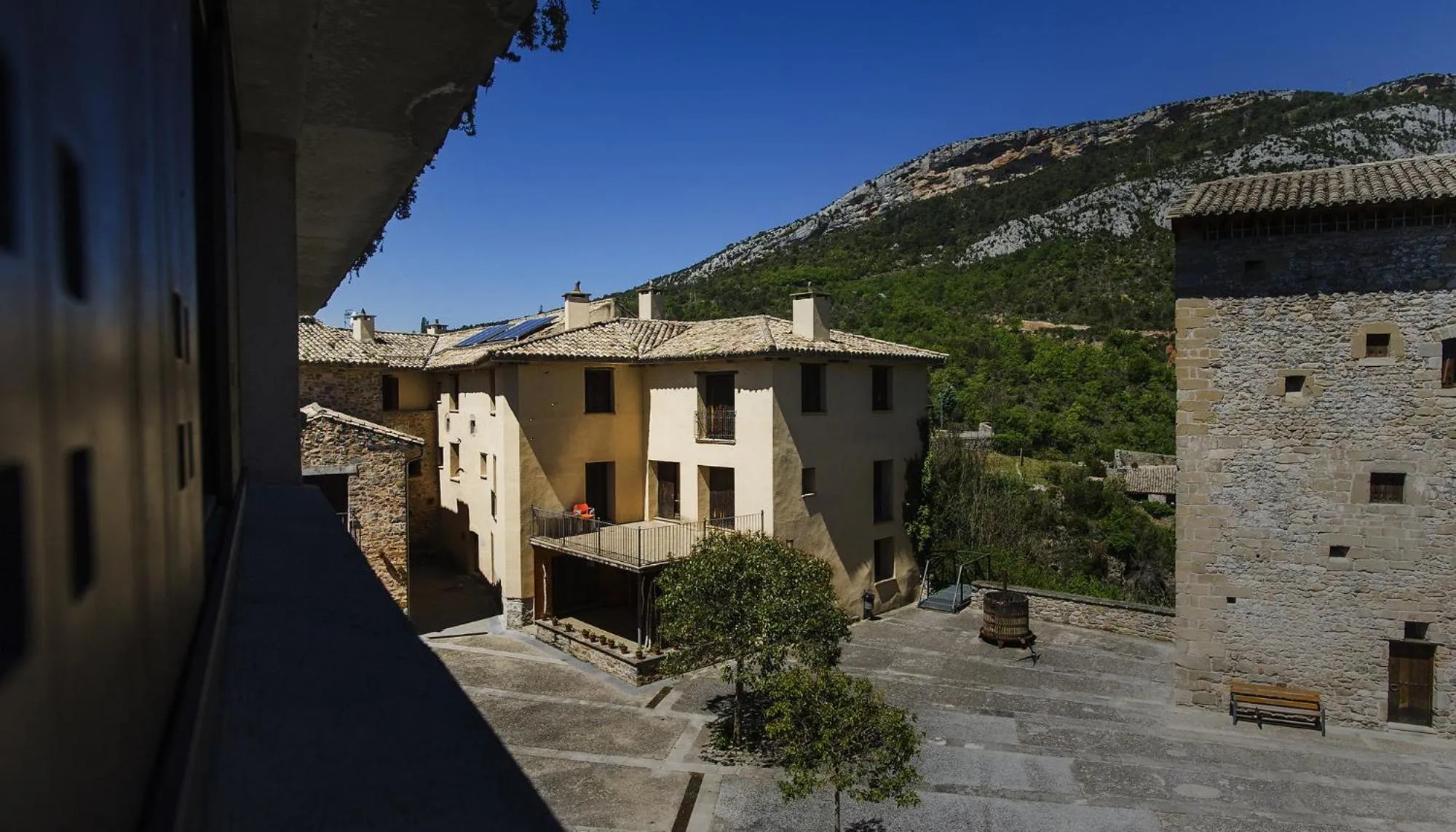 Property building in Ligüerre Resort