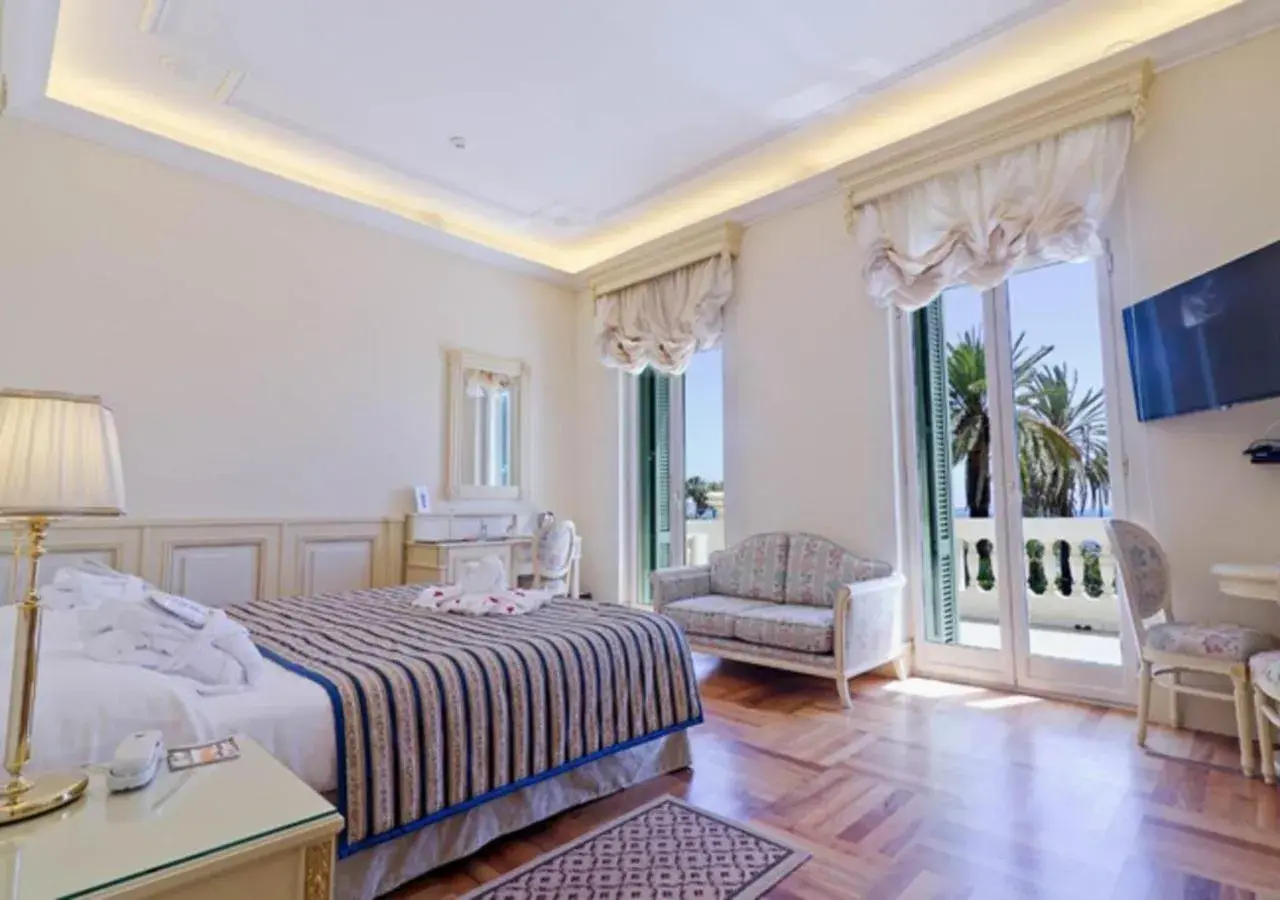 Suite with Terrace and Sea View in Hotel De Paris Sanremo Suite with Terrace and Sea View in Hotel De Paris Sanremo