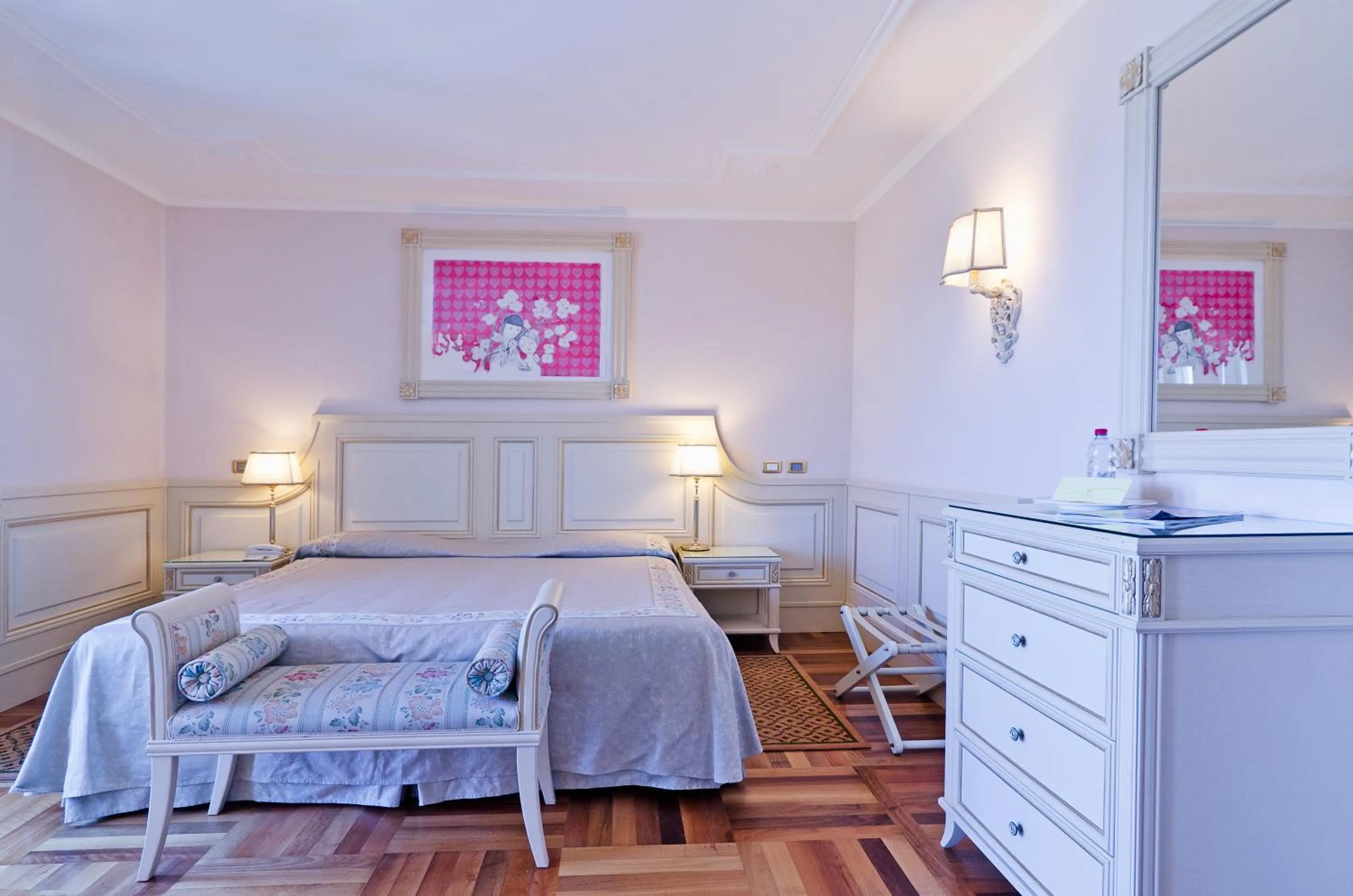 Bed in Hotel De Paris Sanremo