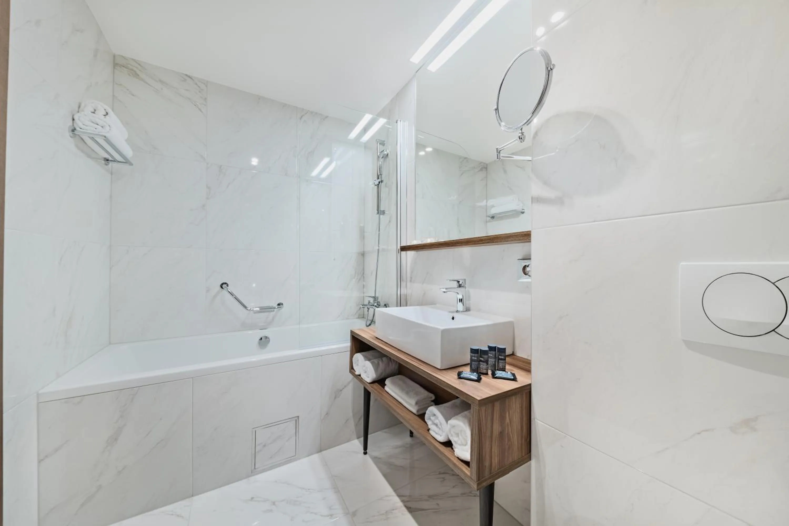 Bathroom in Hotel Garden Hill