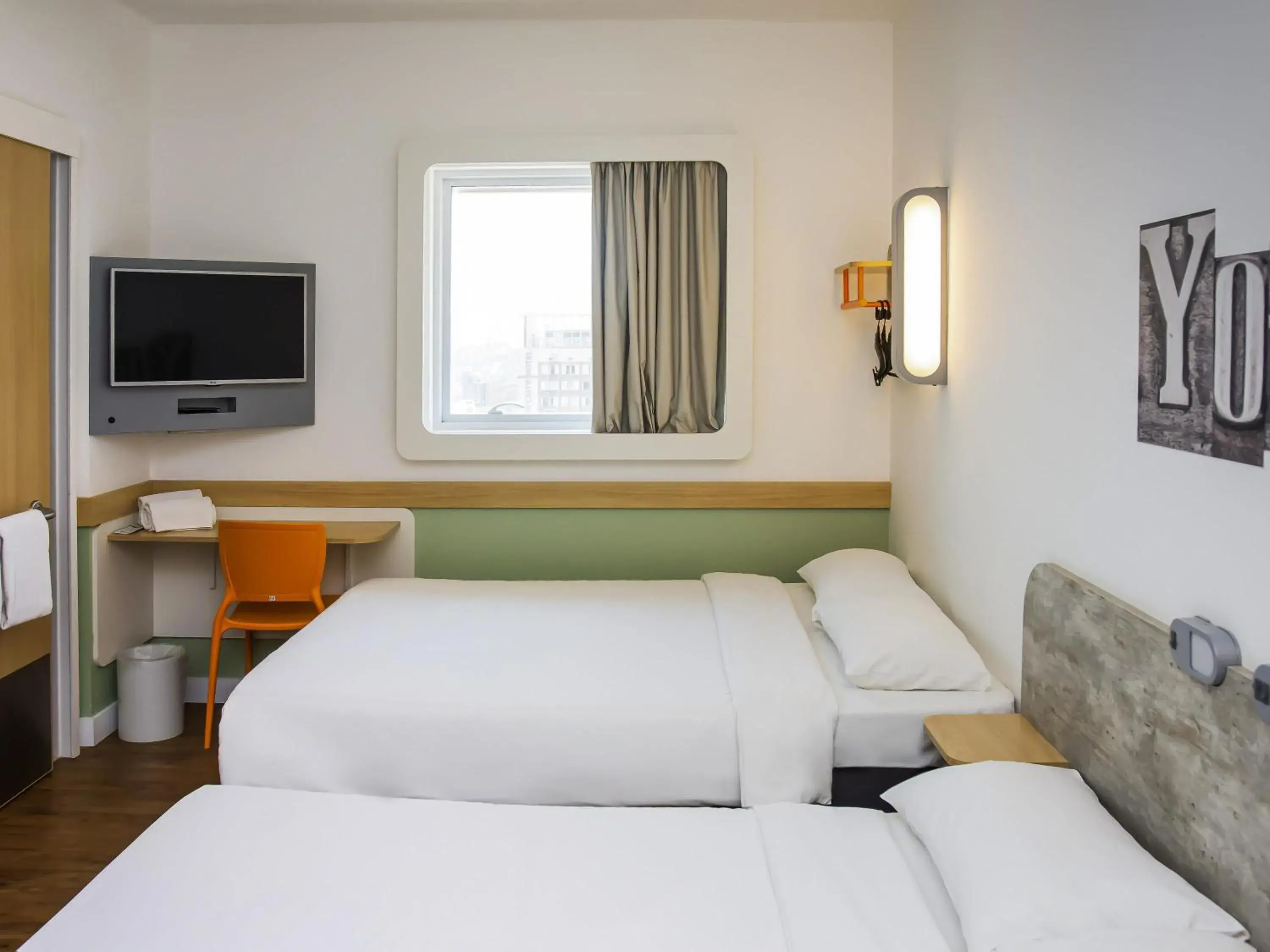 Standard Double Room with Two Double Beds in ibis budget Campinas Aquidaban Standard Double Room with Two Double Beds in ibis budget Campinas Aquidaban