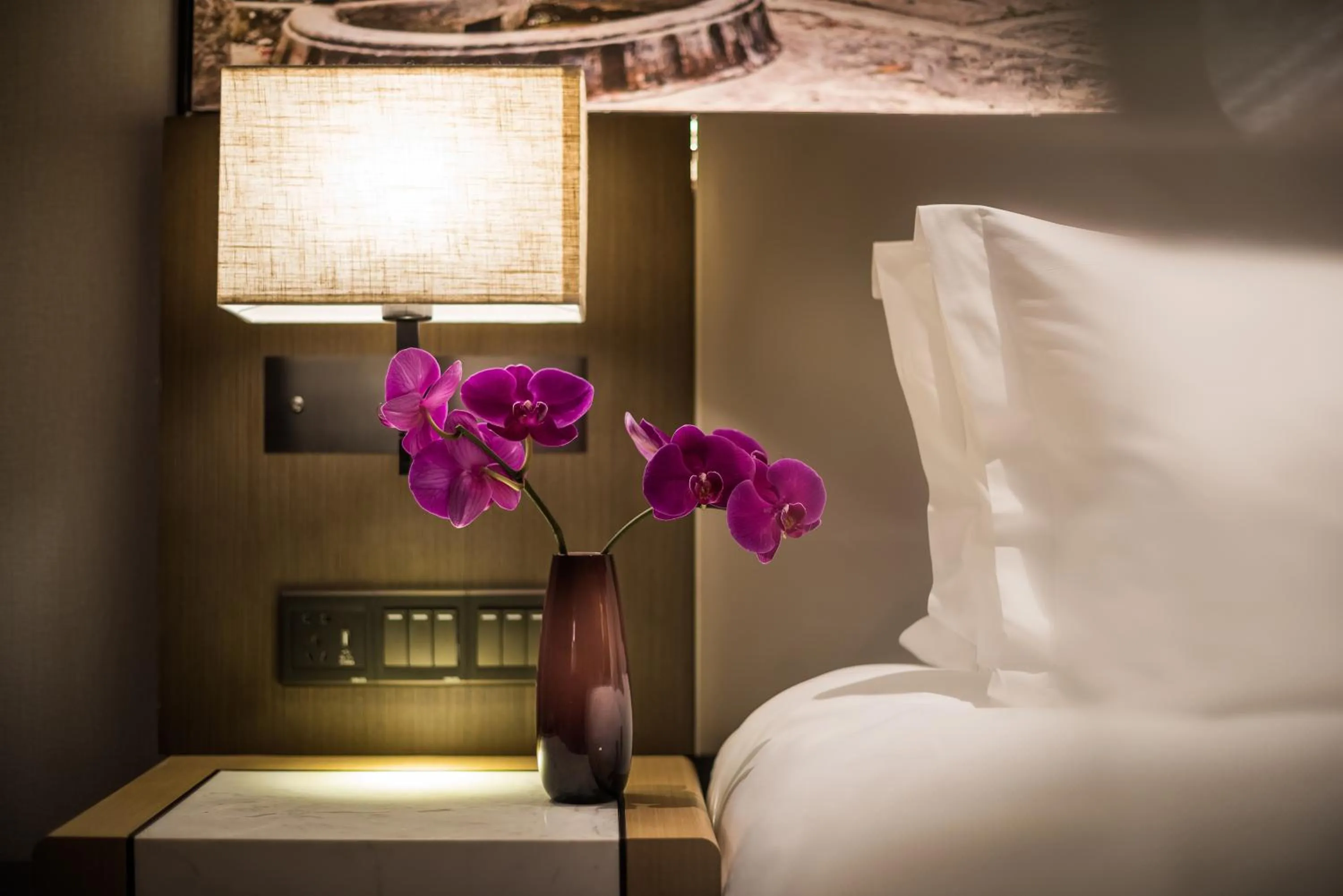 Bed in Mercure Shanghai Hongqiao Railway Station