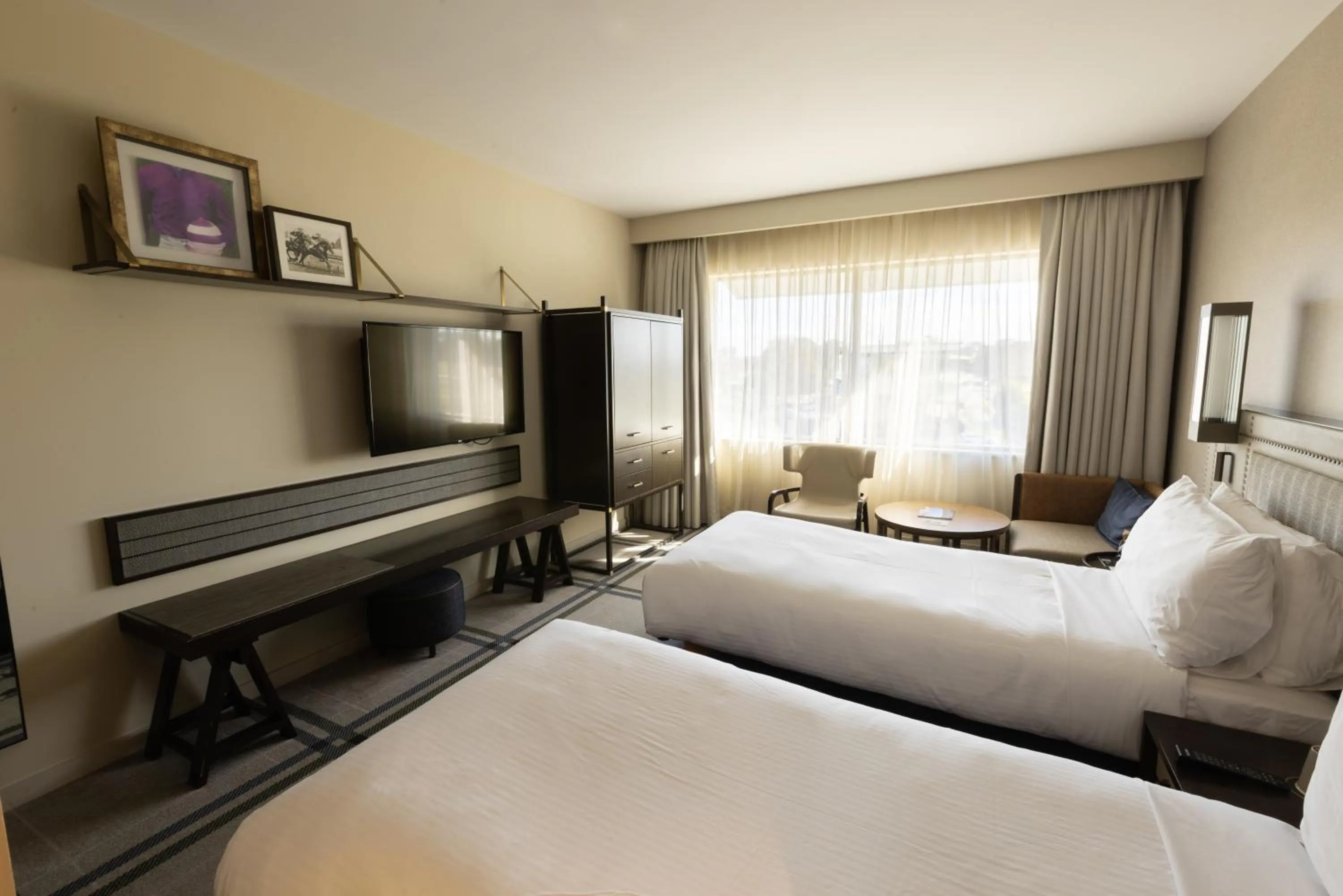 Bedroom, Bed in The William Inglis Mgallery