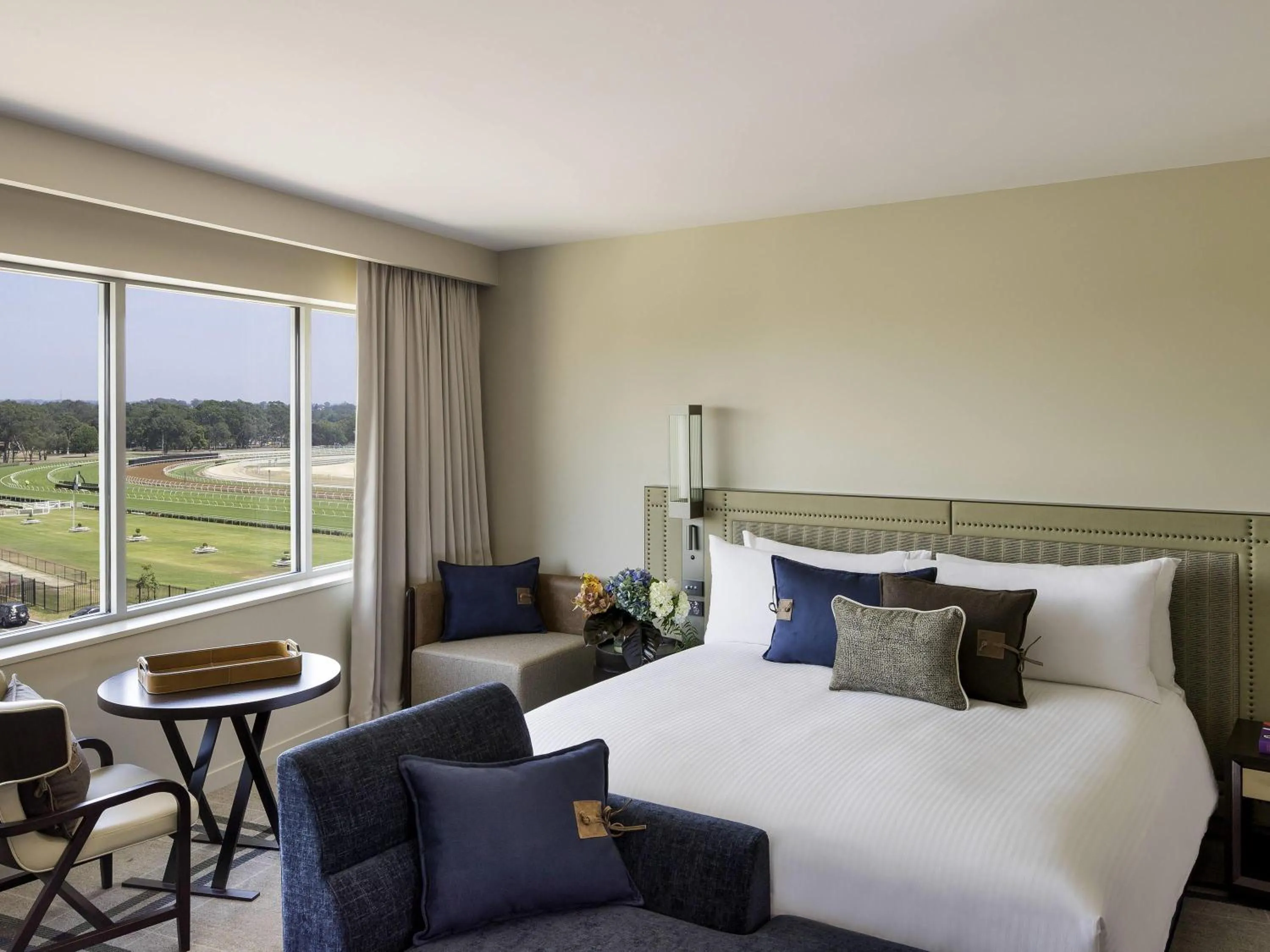 Bedroom, Bed in The William Inglis Mgallery