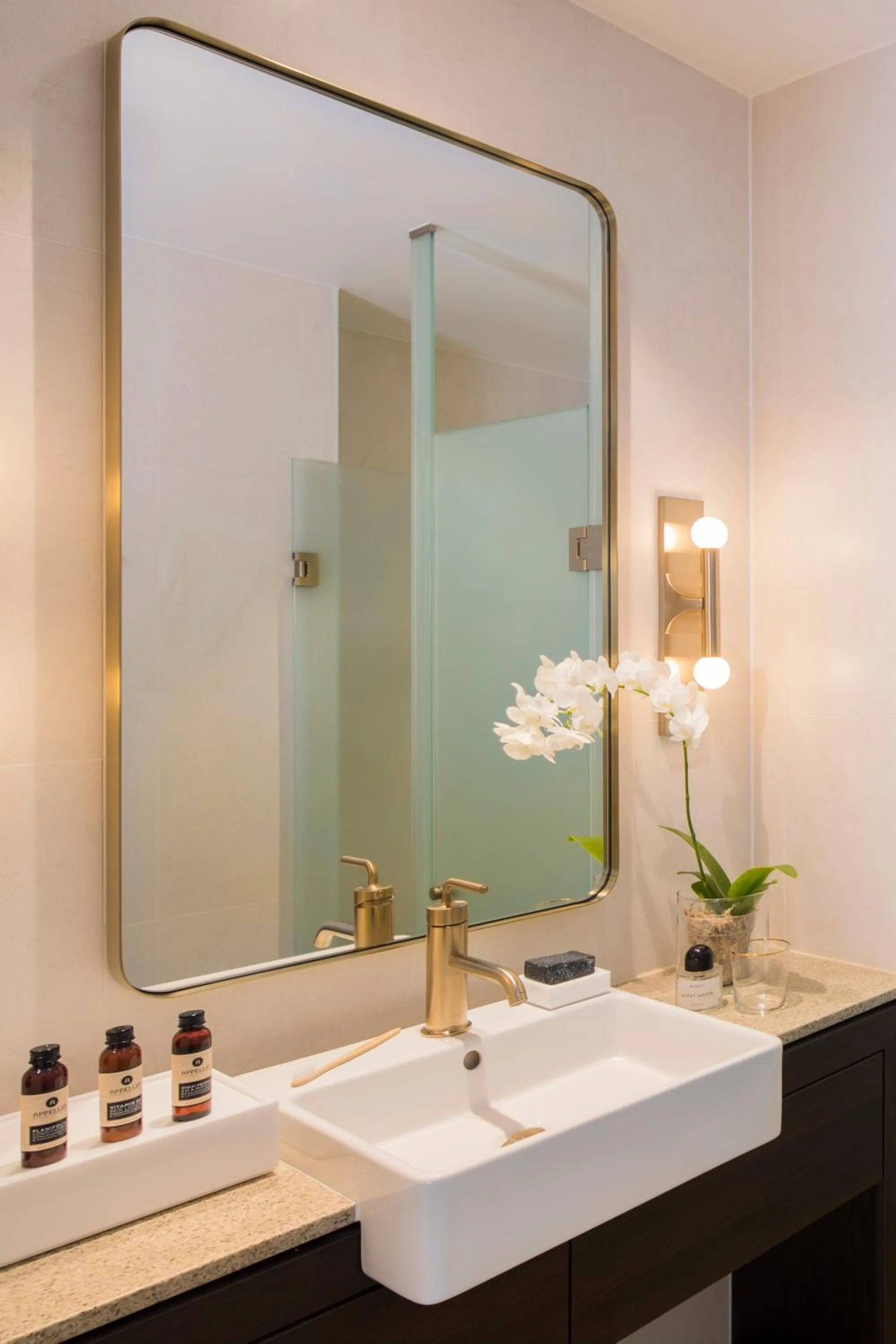 Bathroom in The William Inglis Mgallery