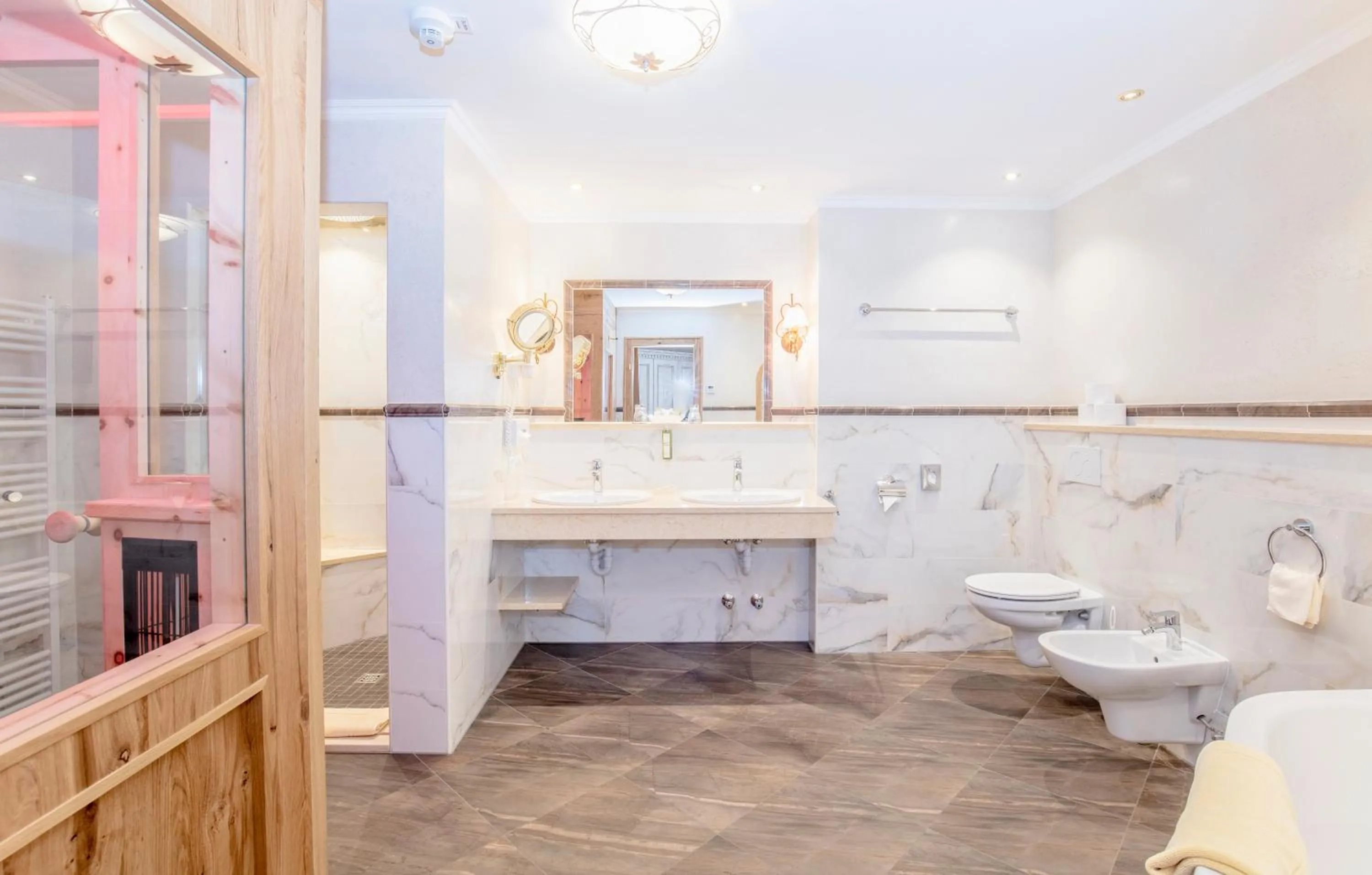 Photo of the whole room in Der Lärchenhof