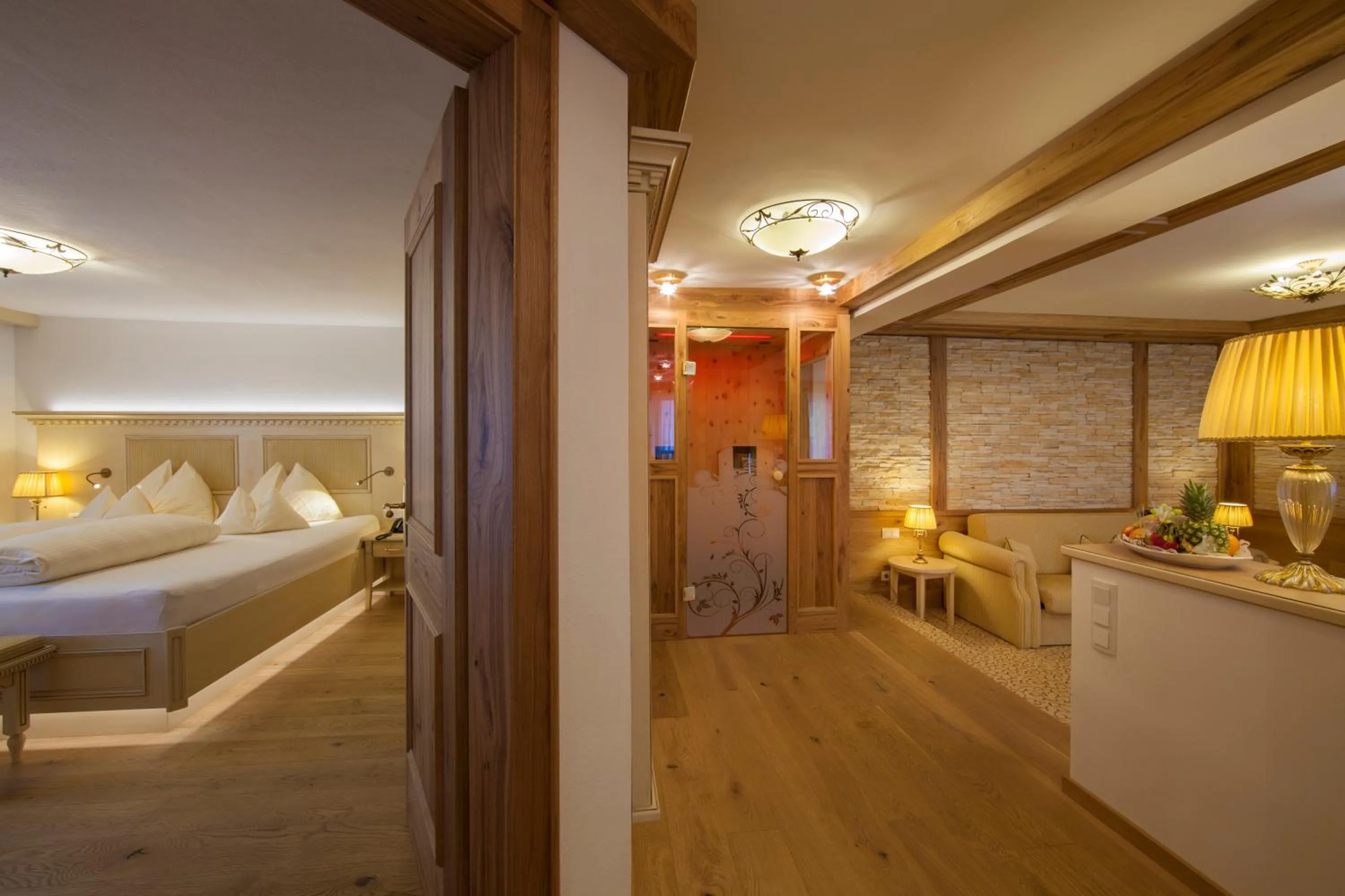 Photo of the whole room, Bed in Der Lärchenhof