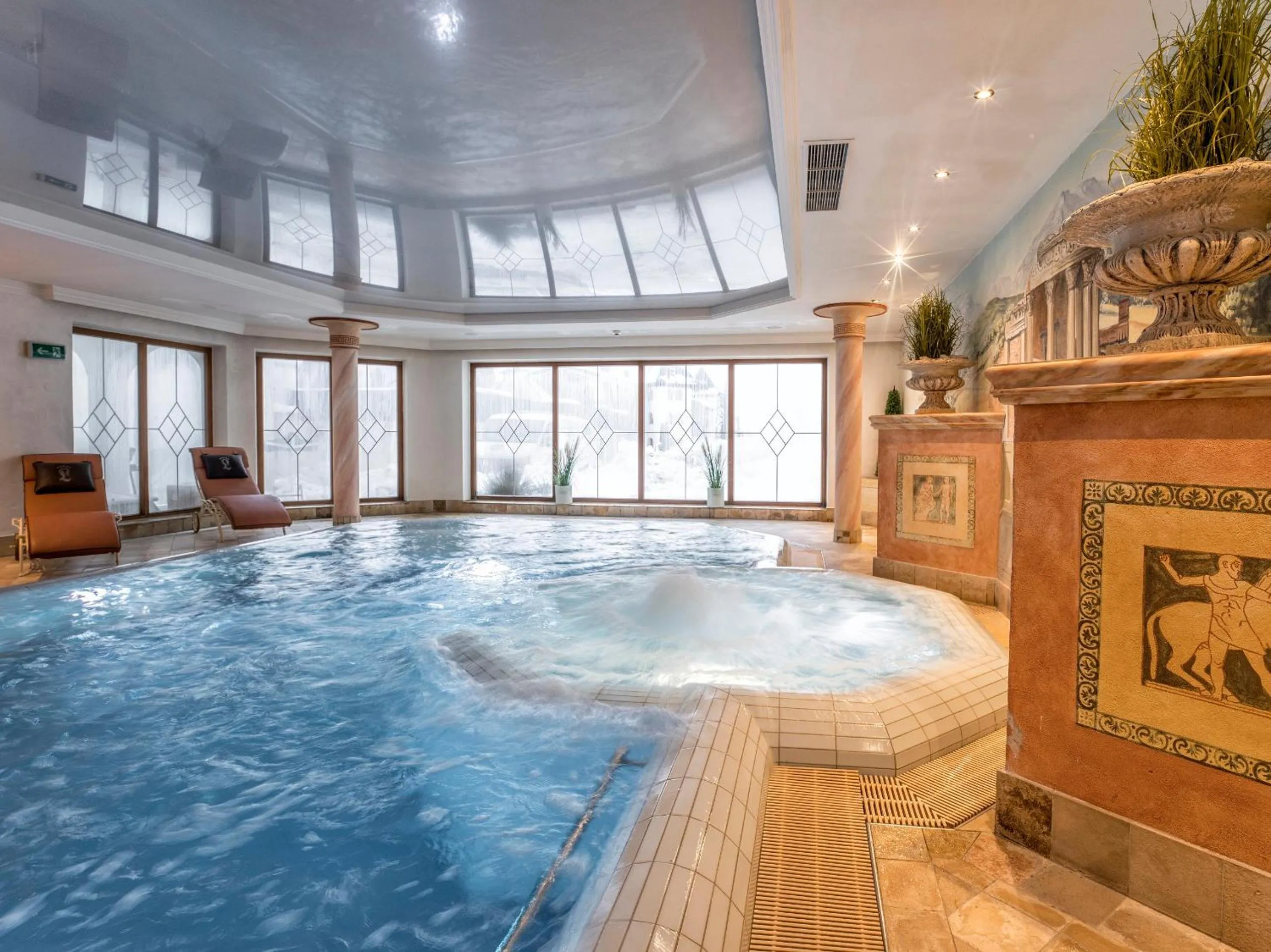 Swimming pool in Der Lärchenhof