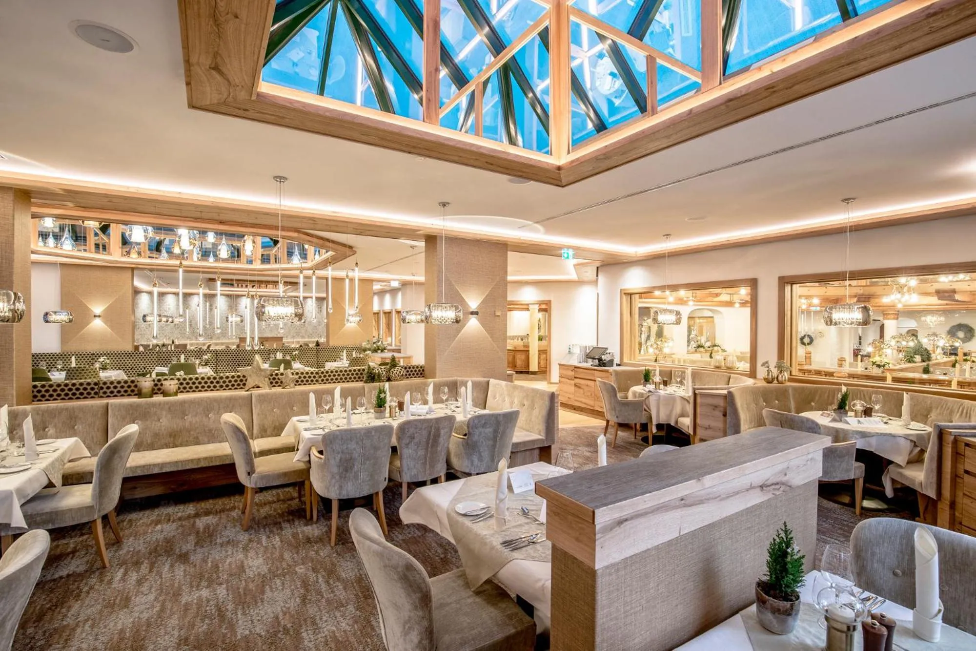 Restaurant/places to eat in Der Lärchenhof