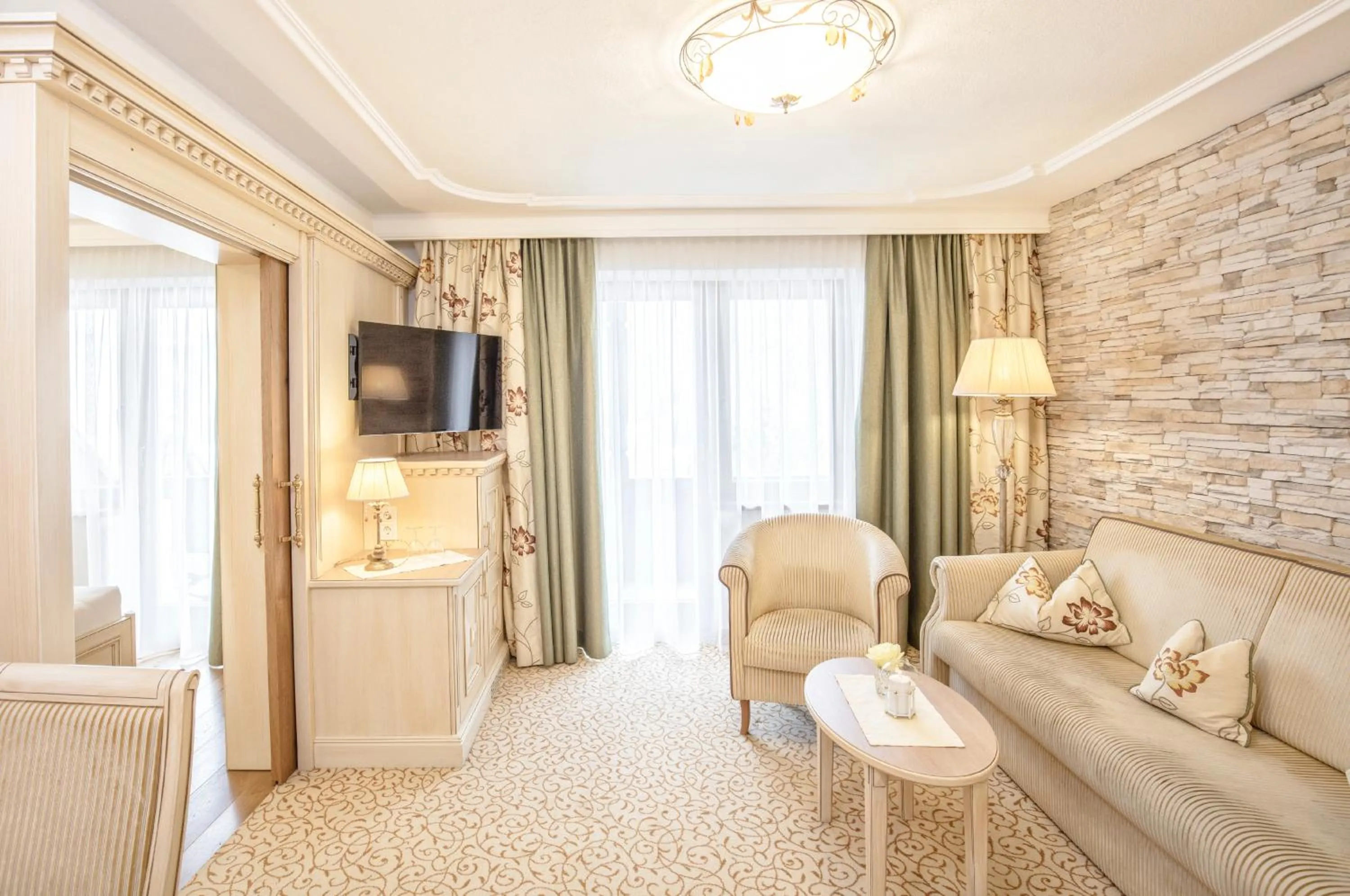 Photo of the whole room in Der Lärchenhof