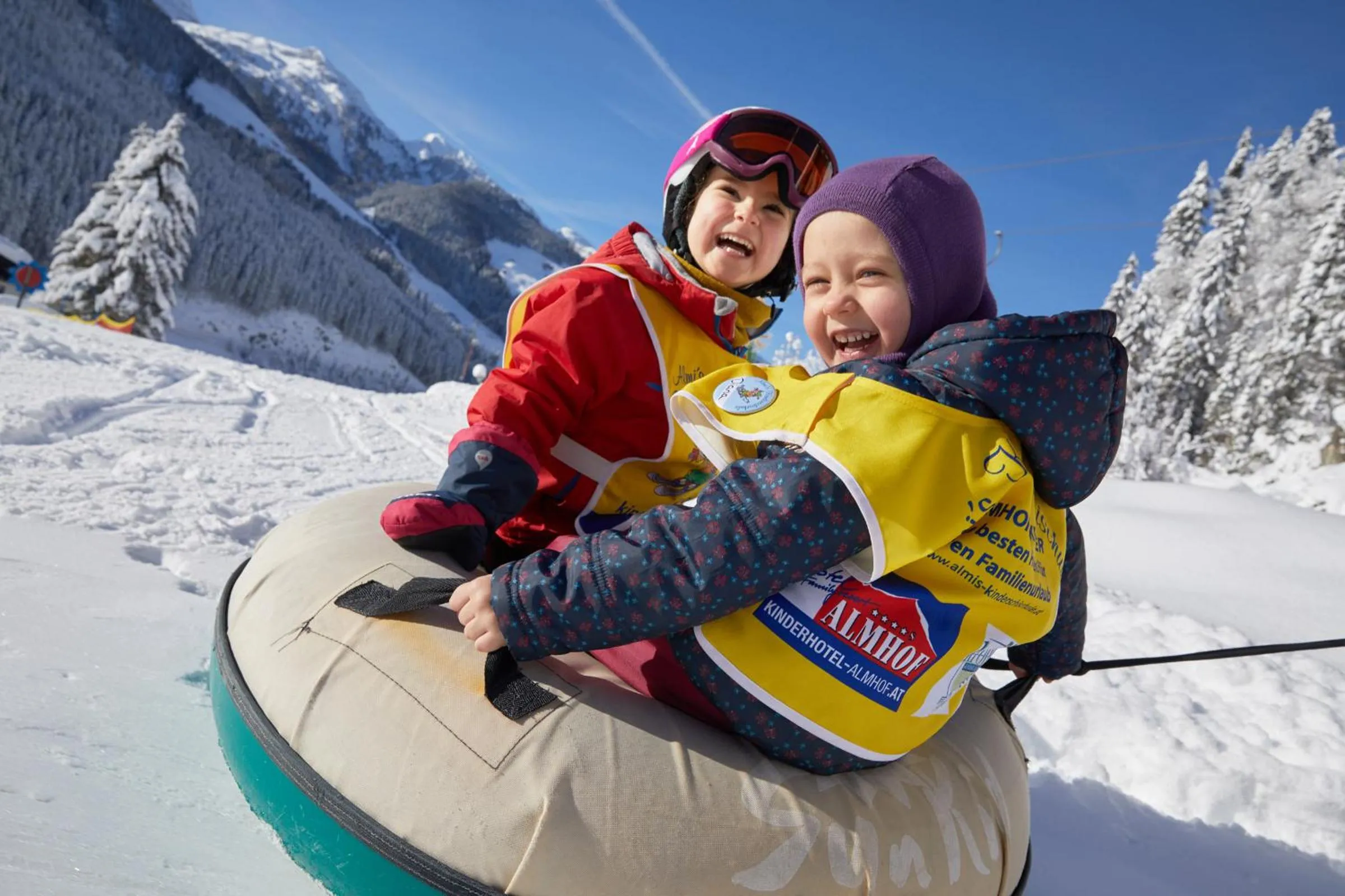 Ski School in Almhof Family und Wellness Resort