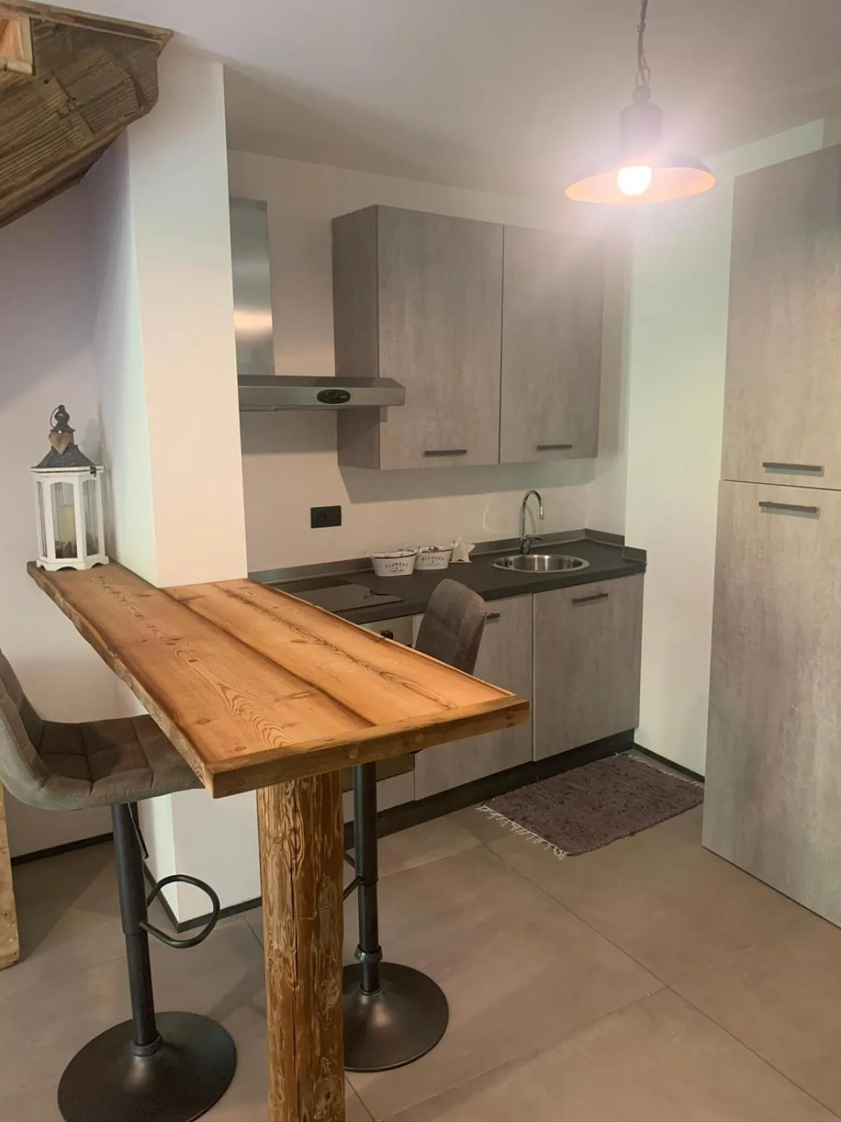 Kitchen or kitchenette in LMC Guesthouse