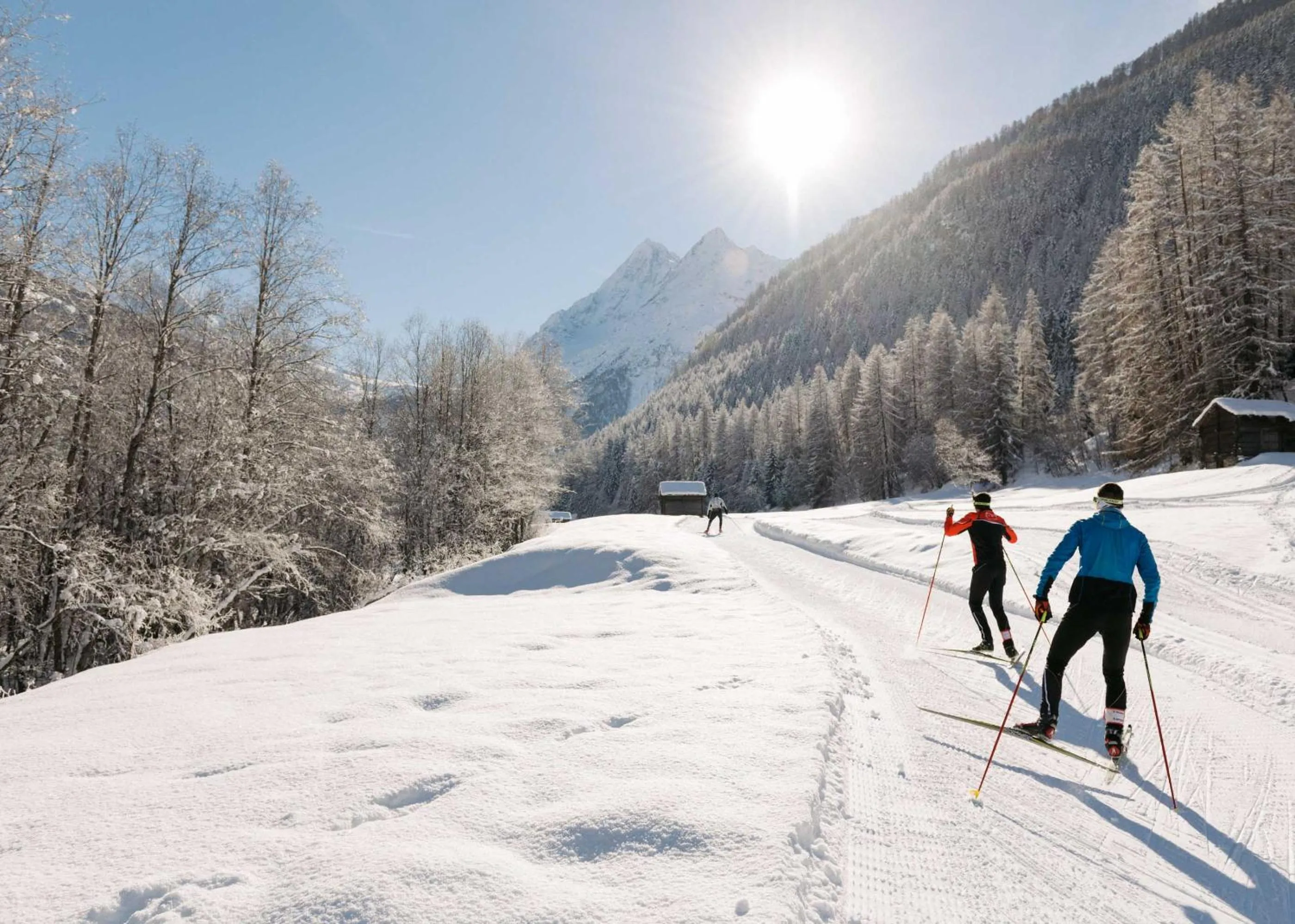 Skiing in Hôtel Dents de Veisivi