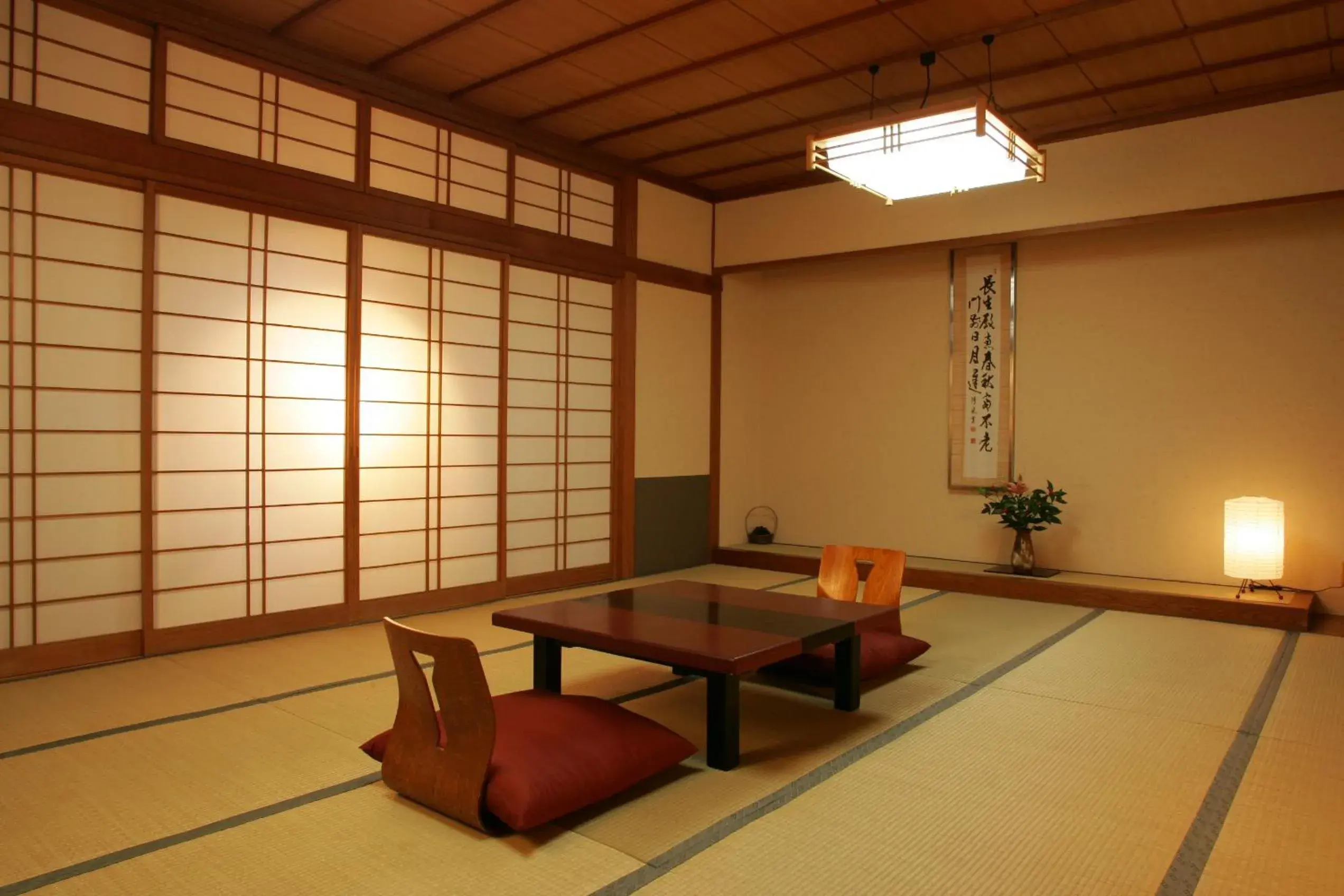 Japanese-Style Standard Room in Hokuriku Yamashiro Onsen Hotel Kikyou Japanese-Style Standard Room in Hokuriku Yamashiro Onsen Hotel Kikyou