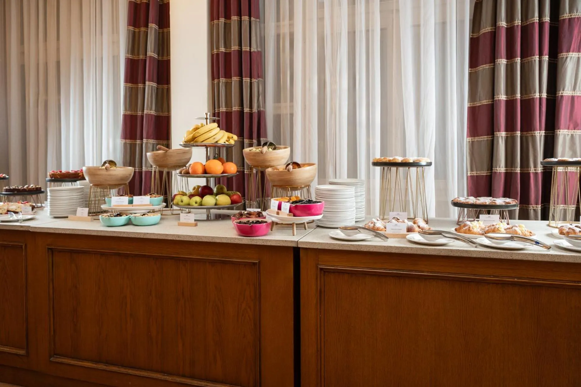 Breakfast in Schloss Hotel & Spa Pontresina