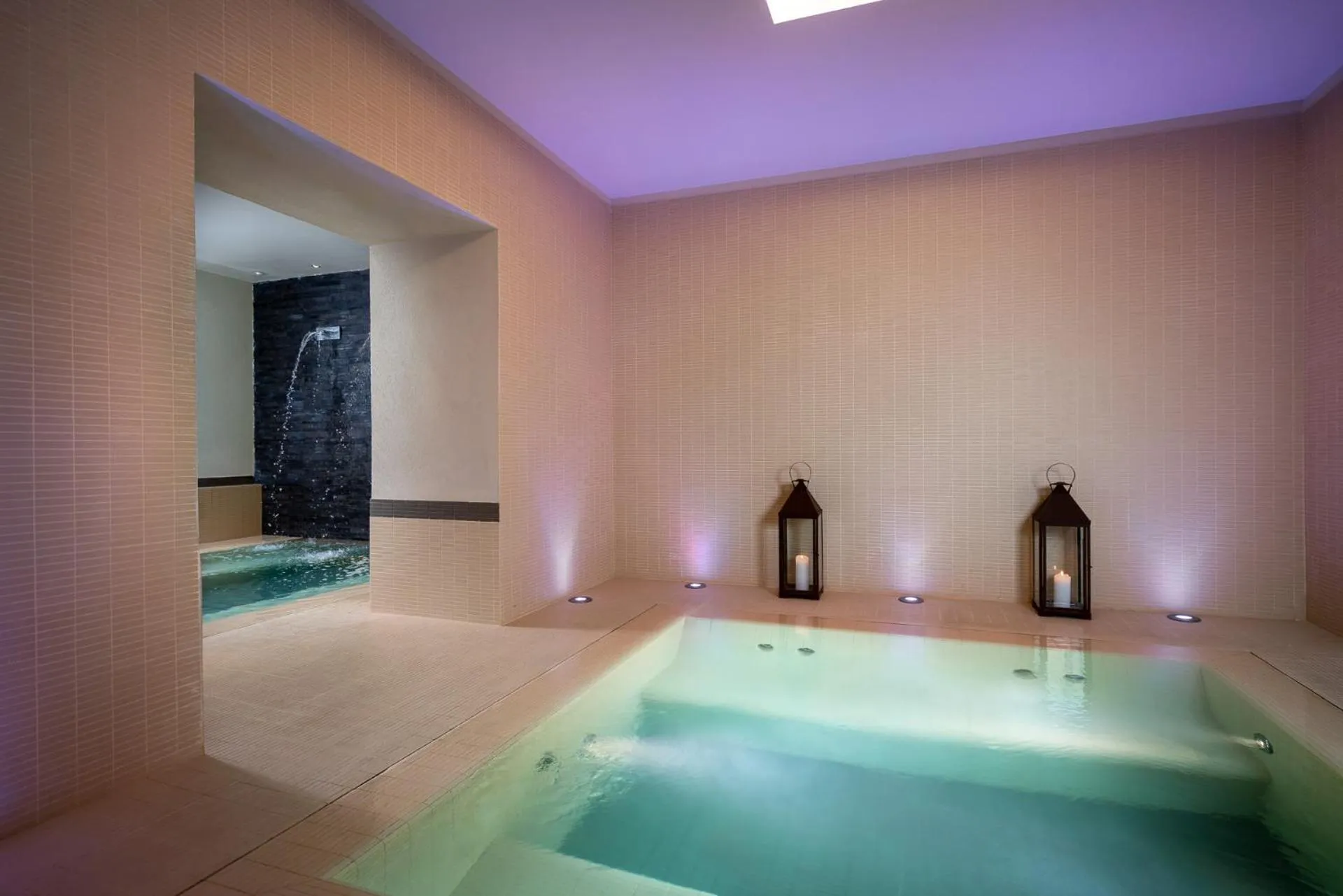 Hot Tub in Schloss Hotel & Spa Pontresina