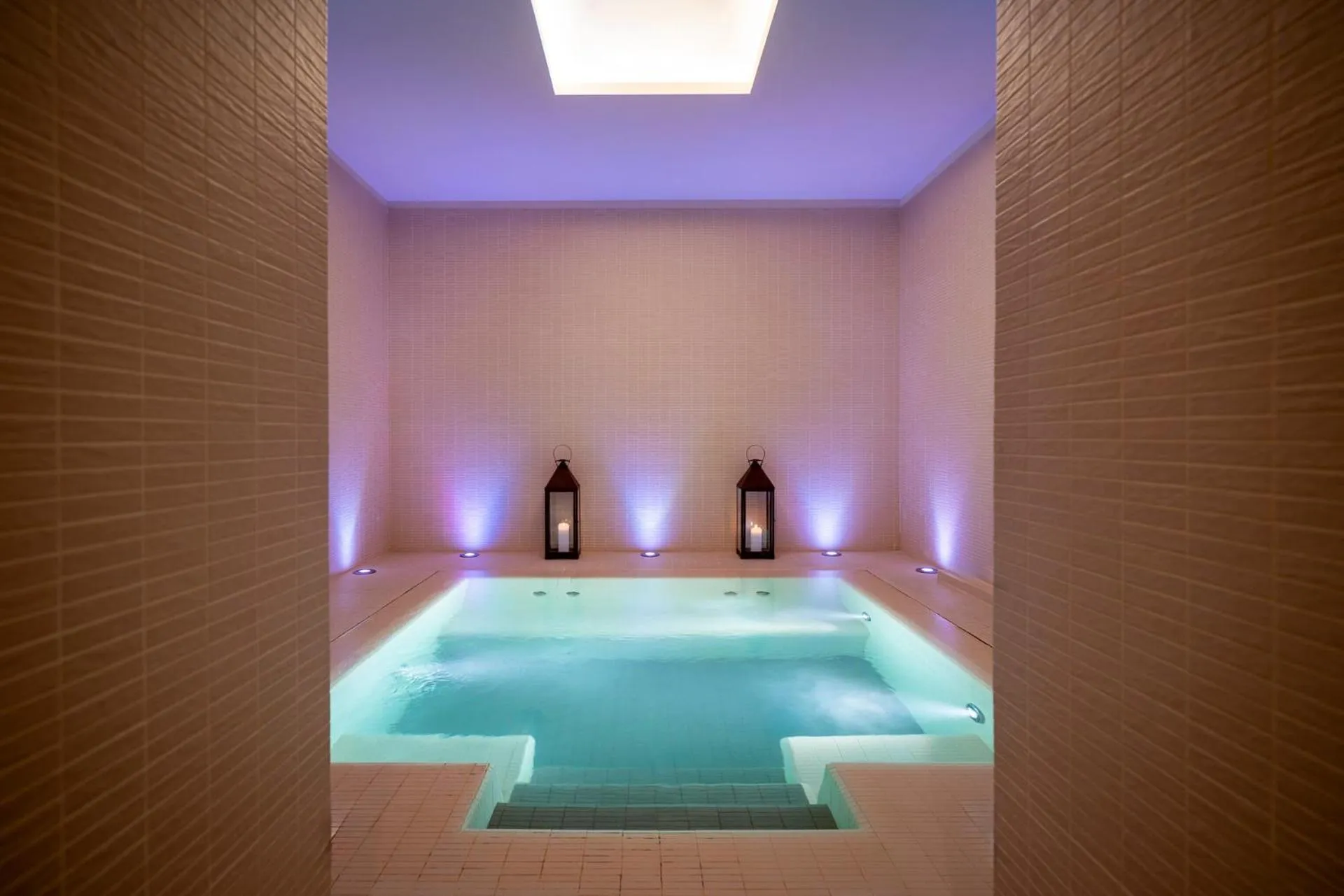 Hot Tub in Schloss Hotel & Spa Pontresina