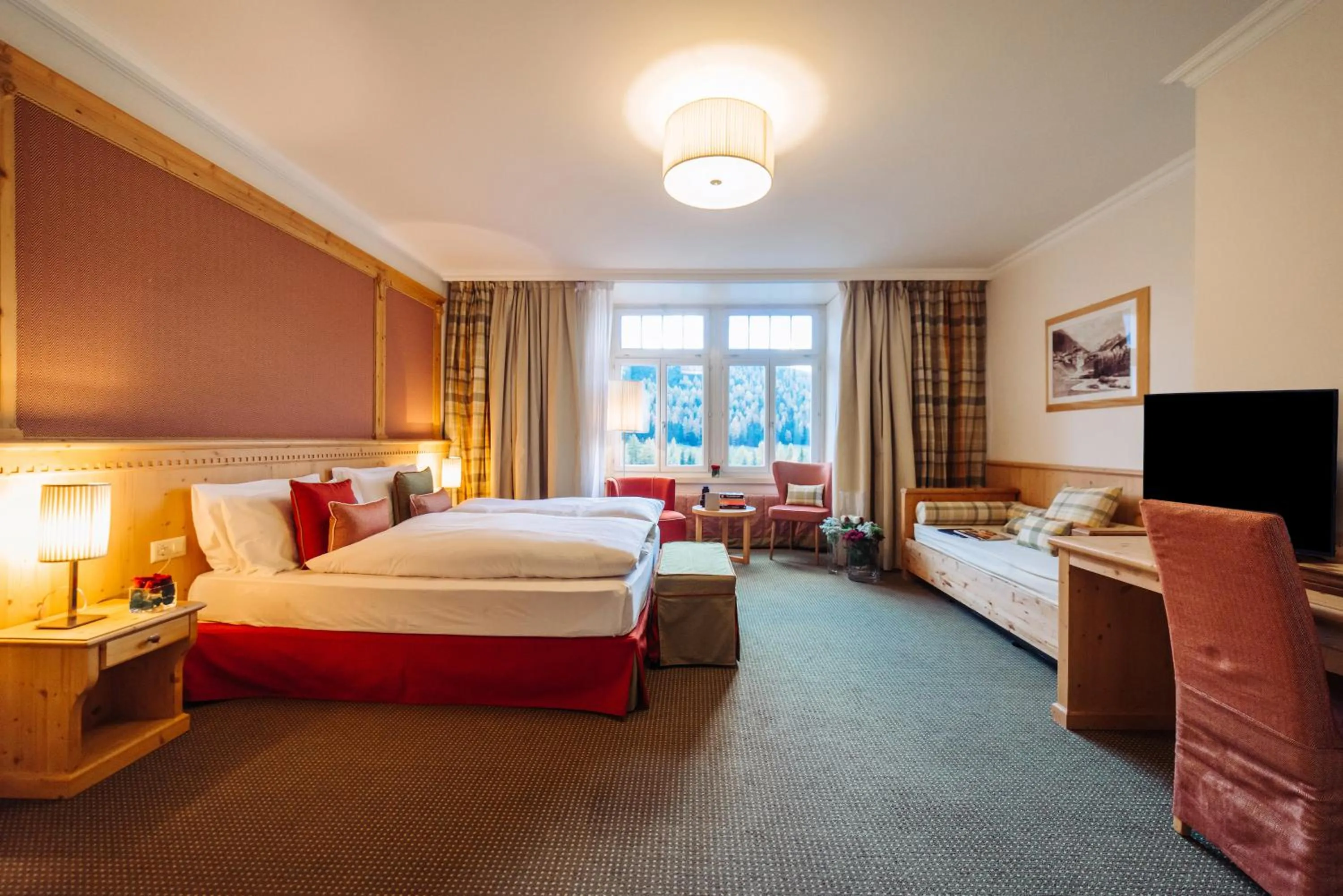 Bedroom, Bed in Schloss Hotel & Spa Pontresina