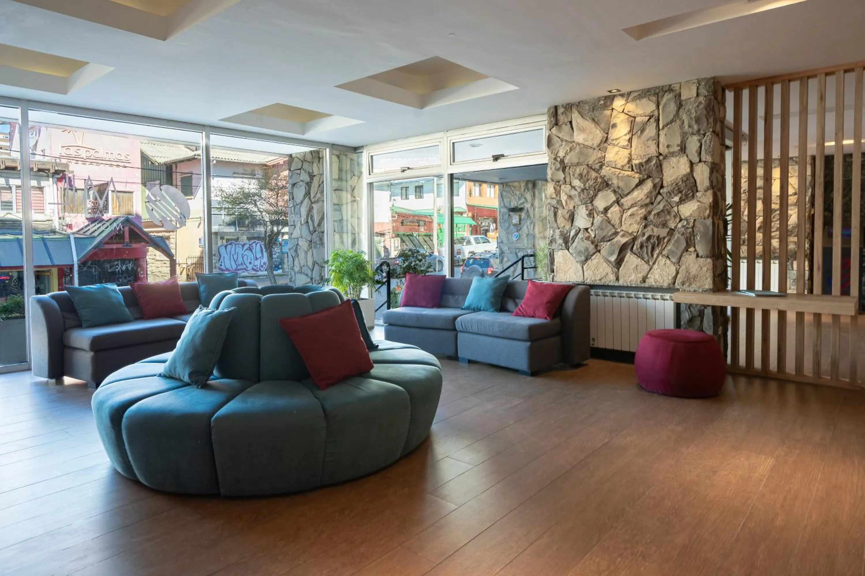 Living room in Lagos Andinos