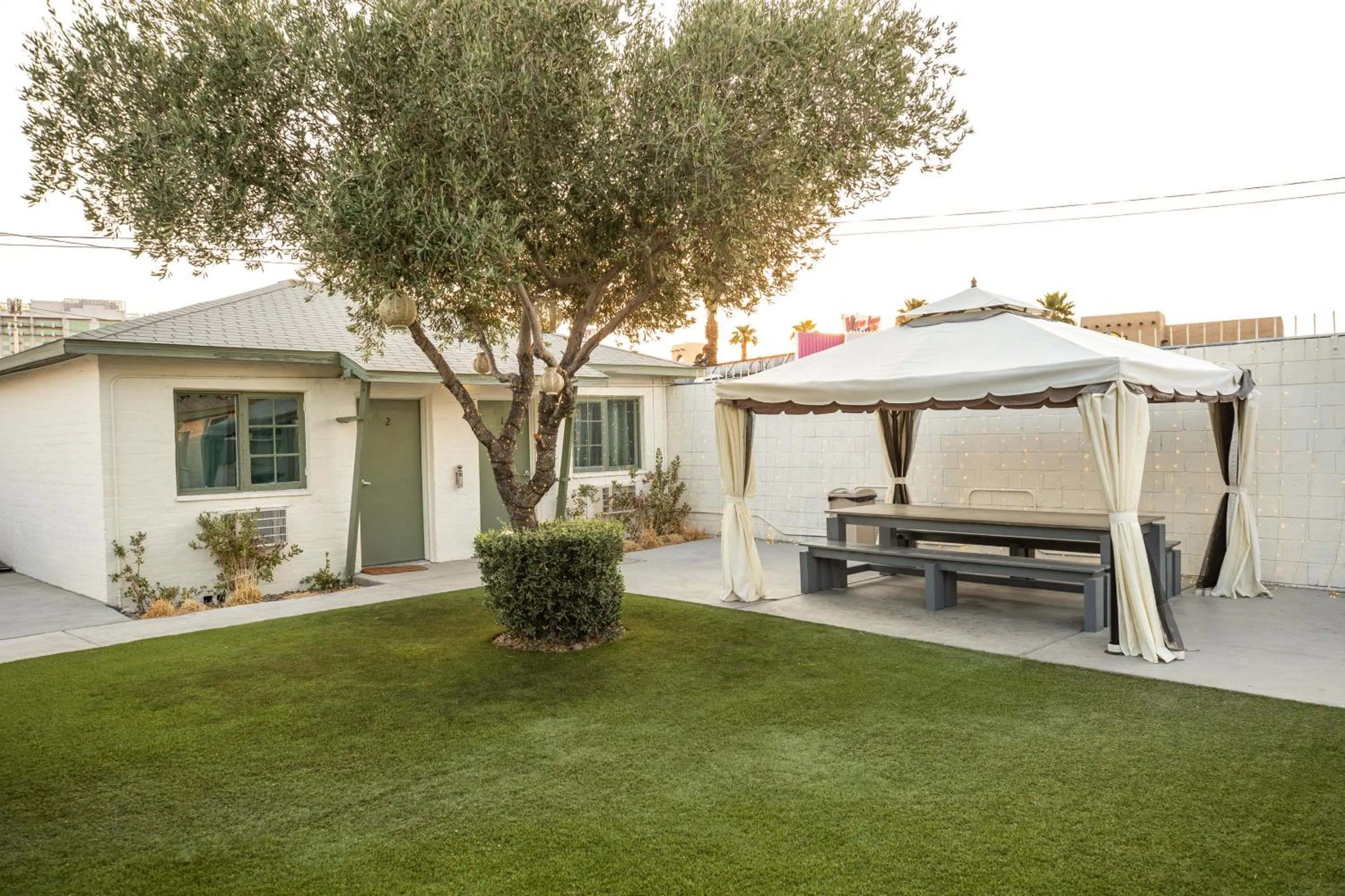 Patio in Bungalows Hostel