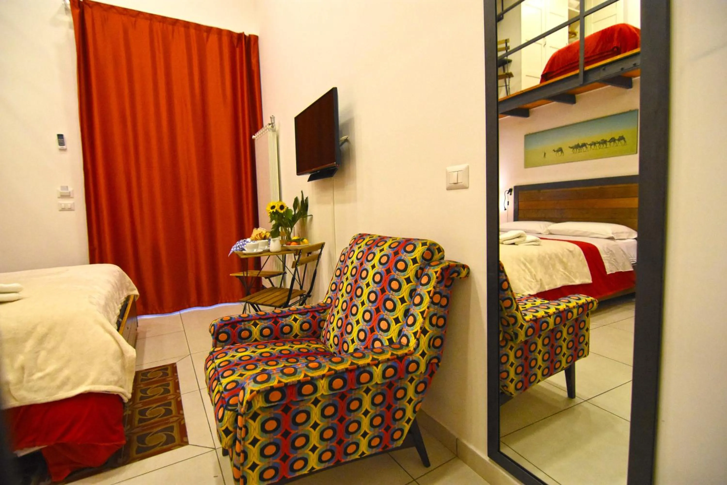 Shower, Bed in B&B Ninarella Napoli