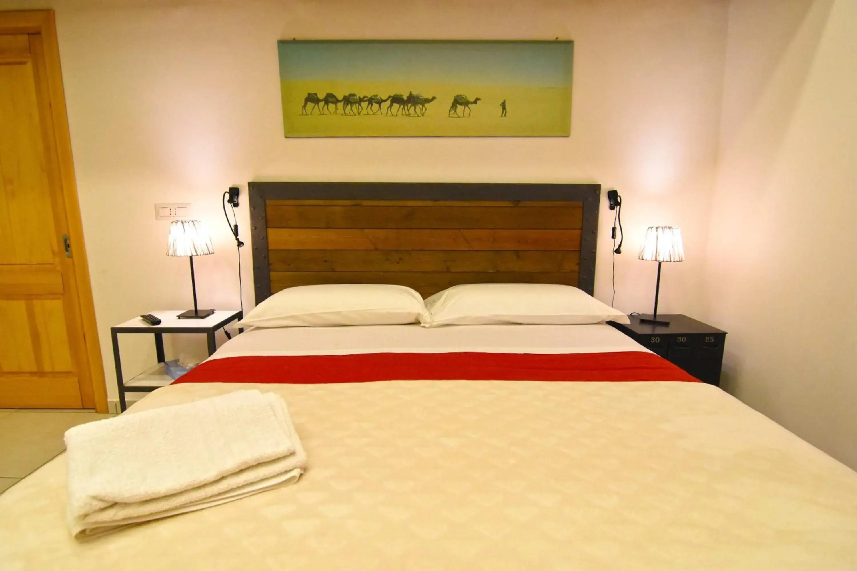 Deluxe Double Room in B&B Ninarella Napoli Deluxe Double Room in B&B Ninarella Napoli