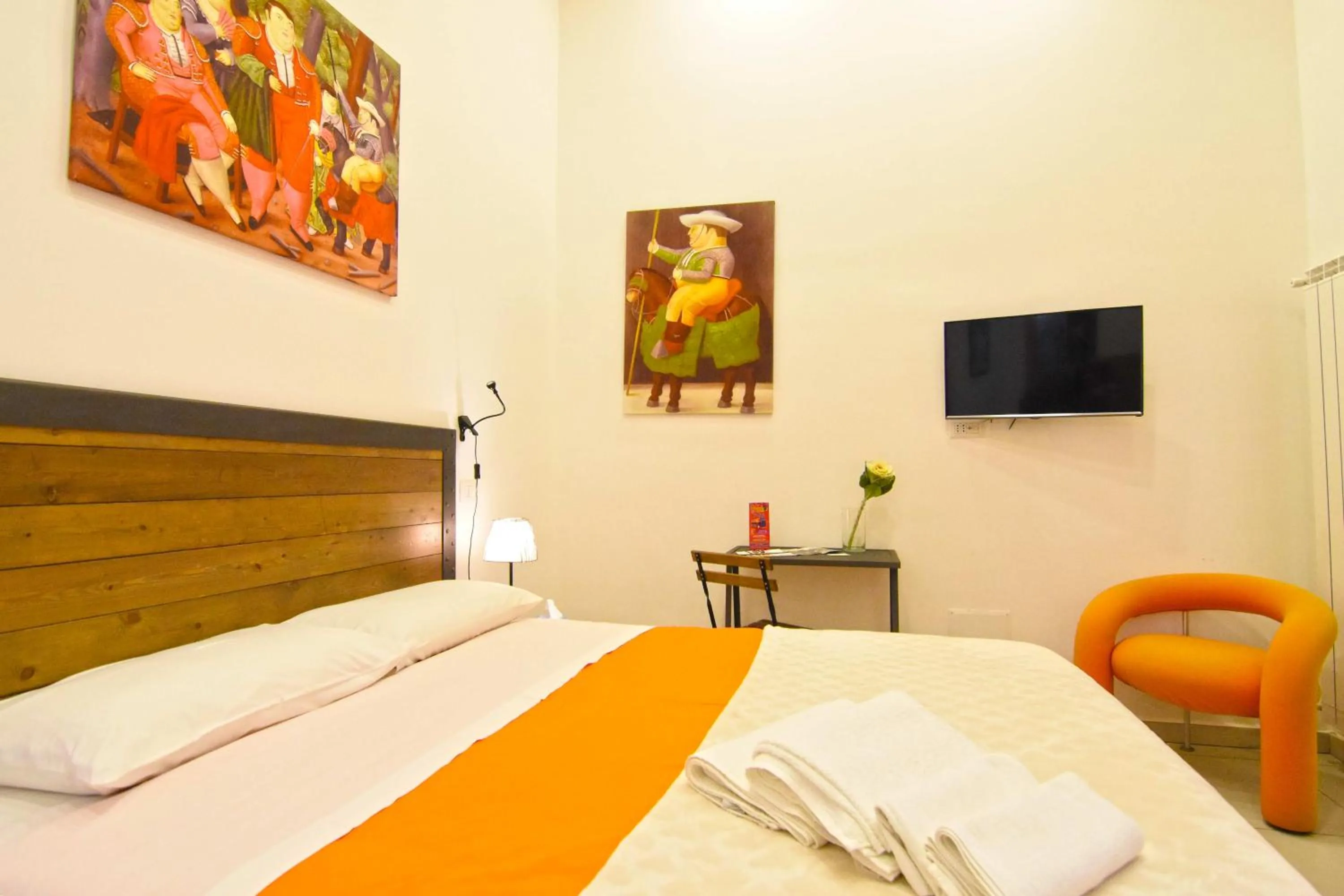 Shower, Bed in B&B Ninarella Napoli