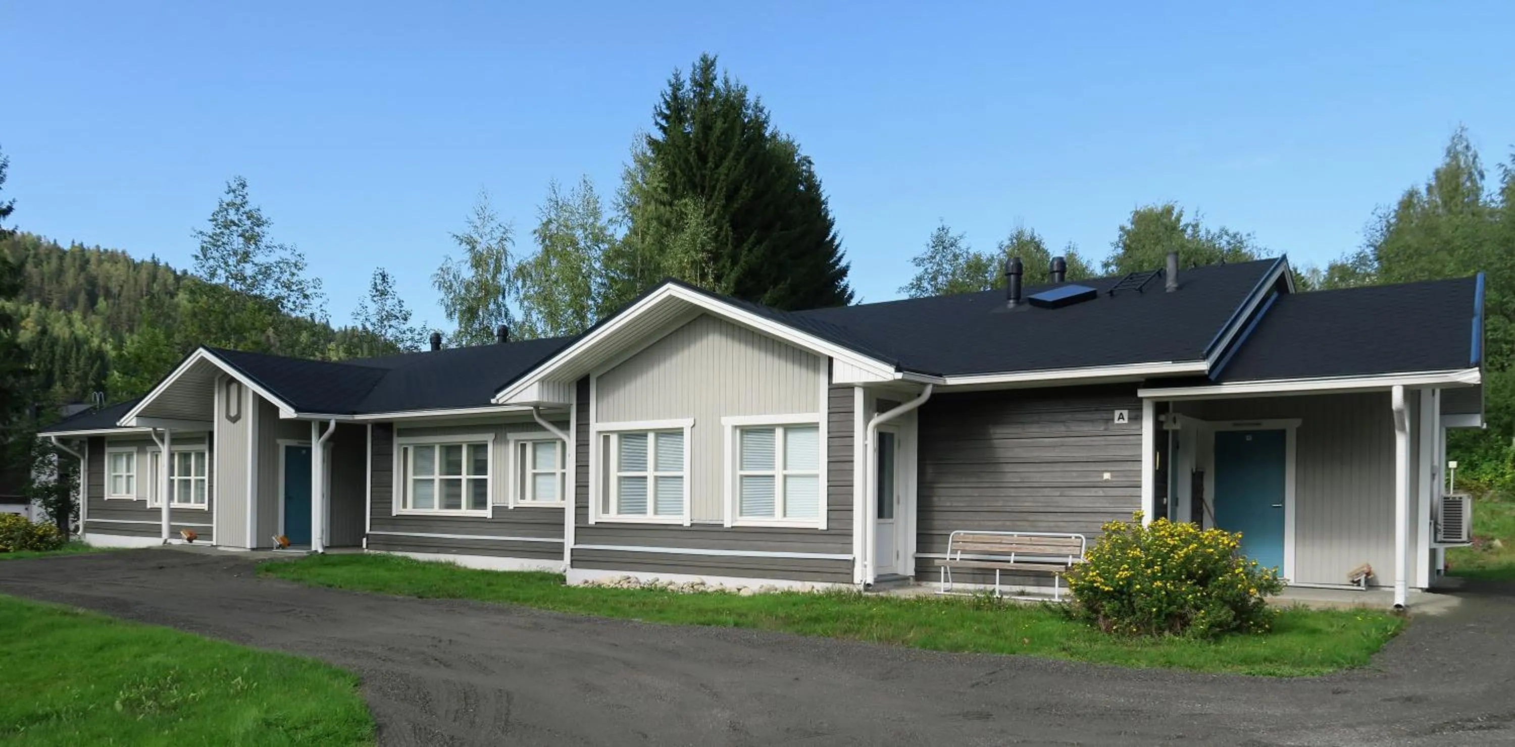 Facade/entrance in Apartments Huili