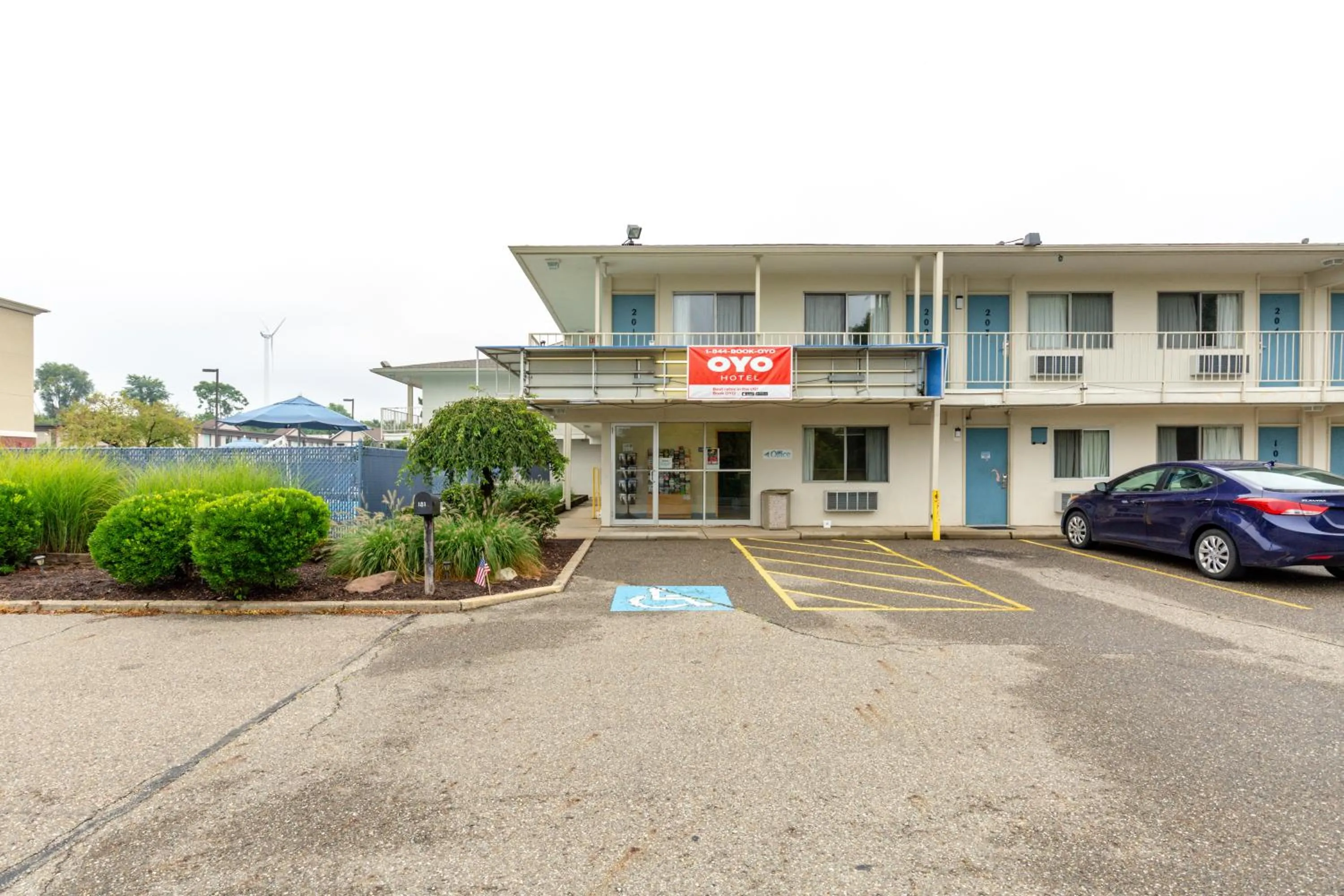 Facade/entrance in Days Inn by Wyndham New Philadelphia