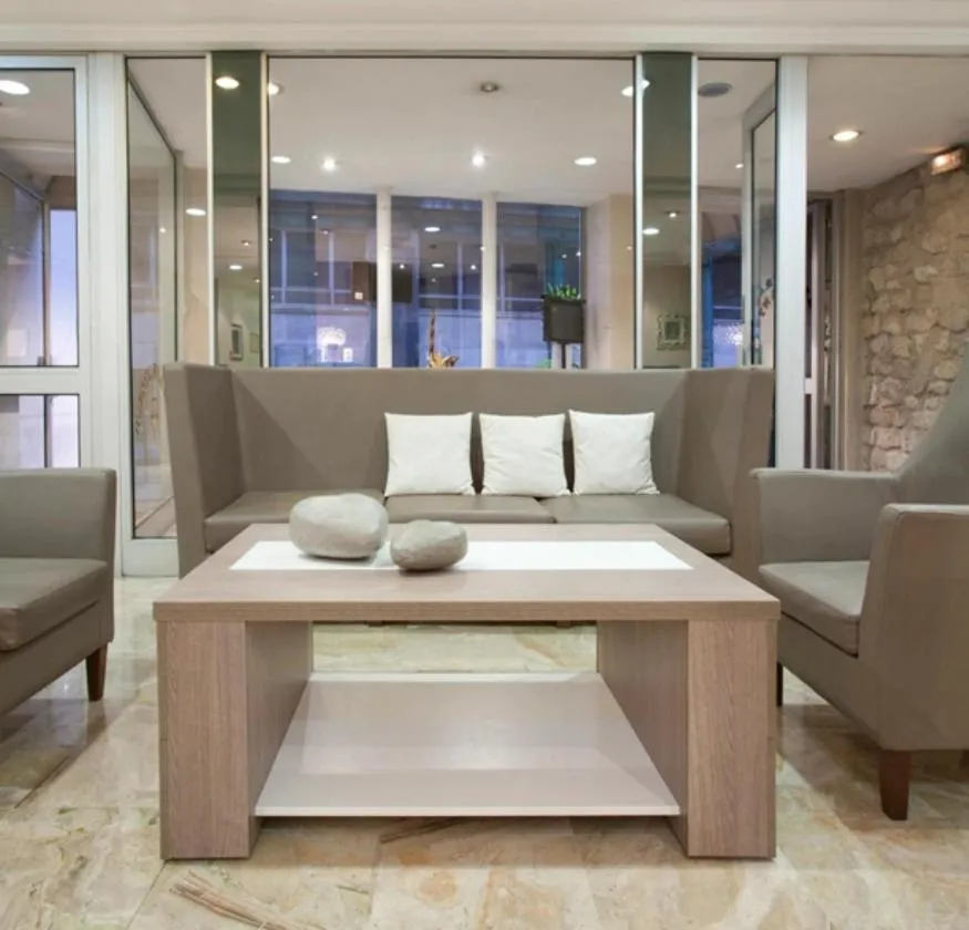 Lobby or reception in Hôtel Lebron