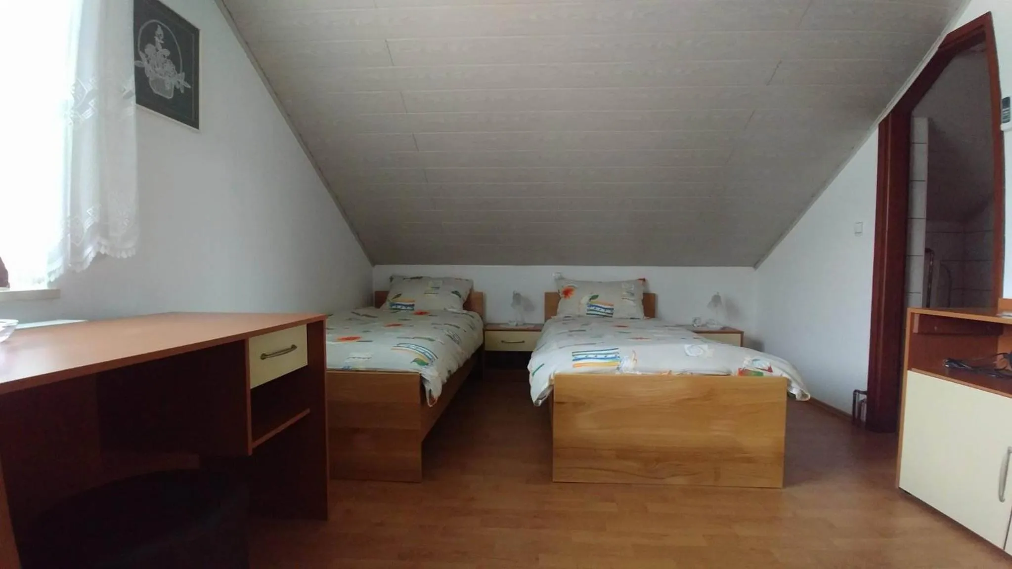 Shower, Bed in Bed&Breakfast Zilje