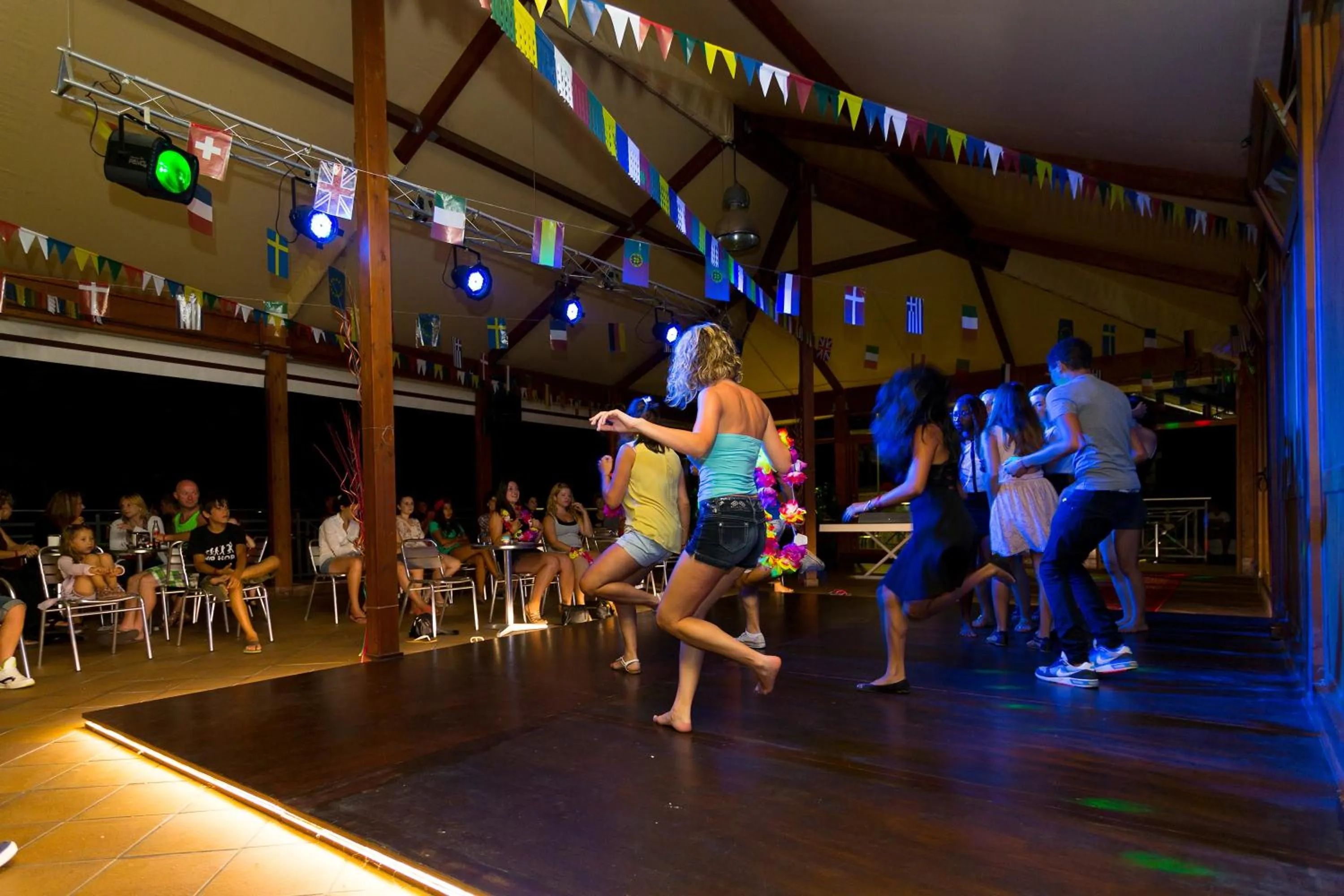 Night in Camping Bungalows El Far