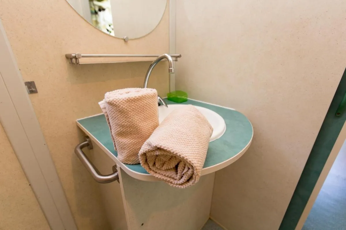 Camping Bungalows El Far