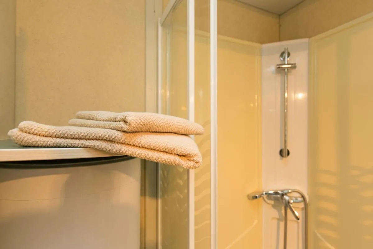 Camping Bungalows El Far