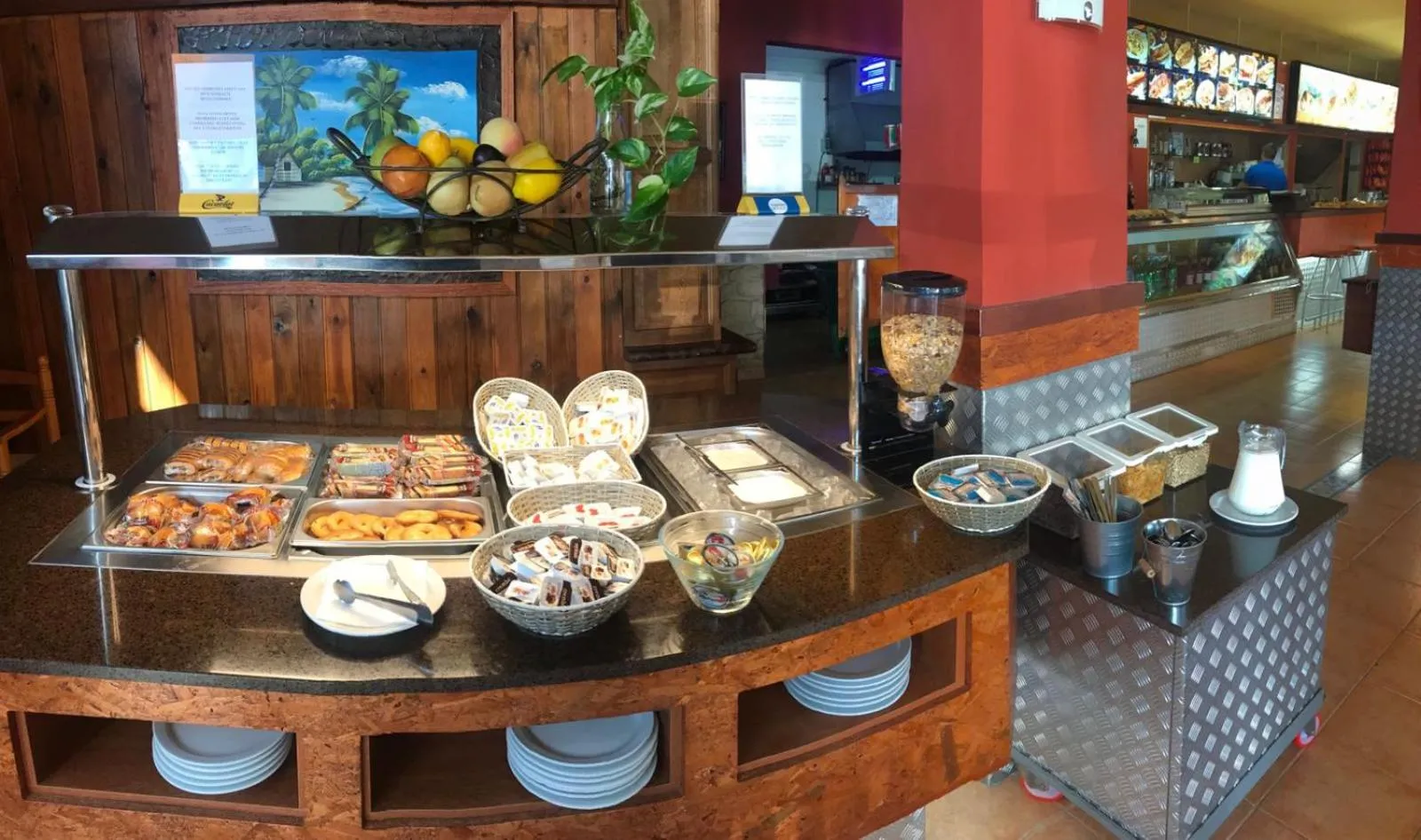 Restaurant/places to eat in Camping Bungalows El Far