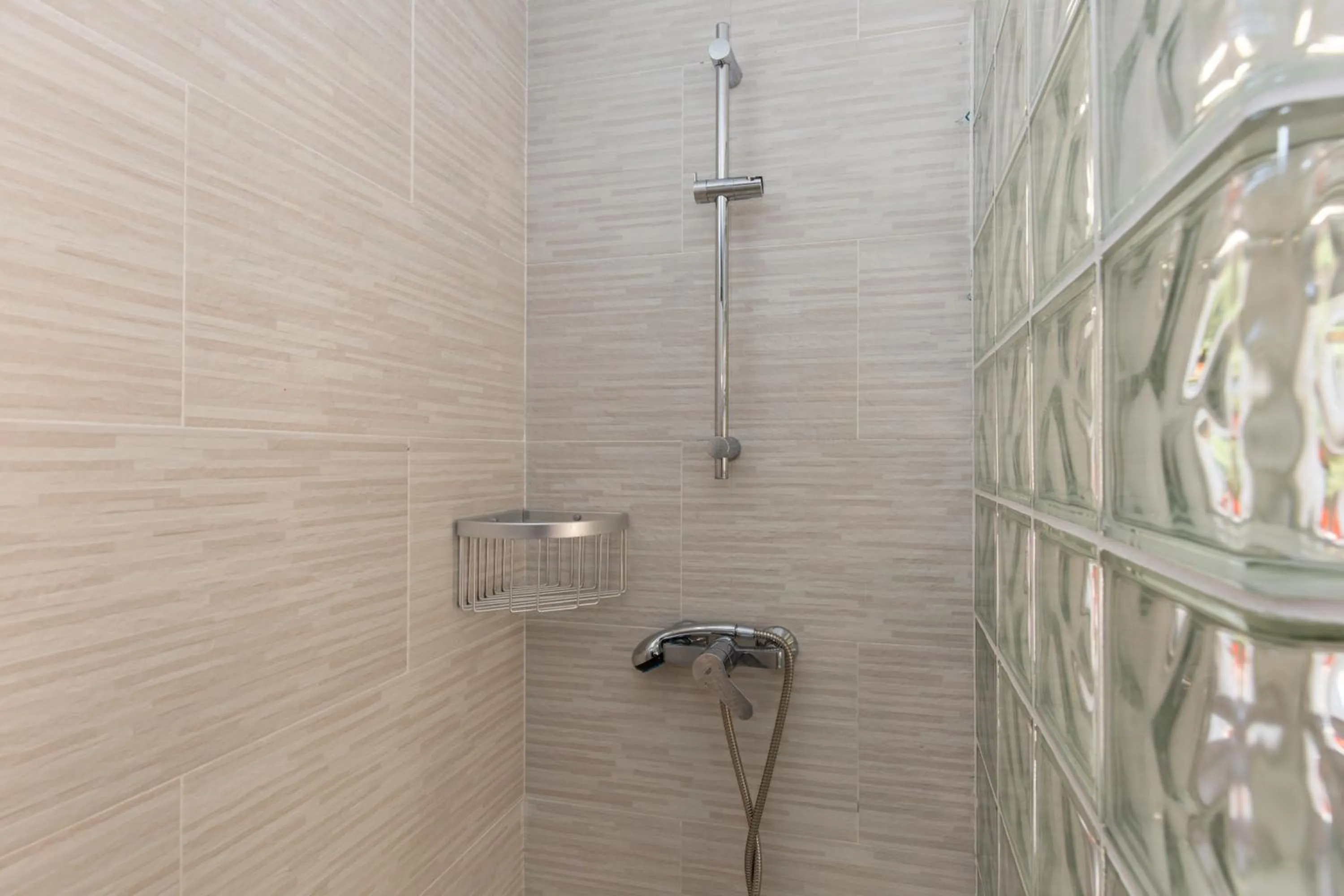 Camping Bungalows El Far