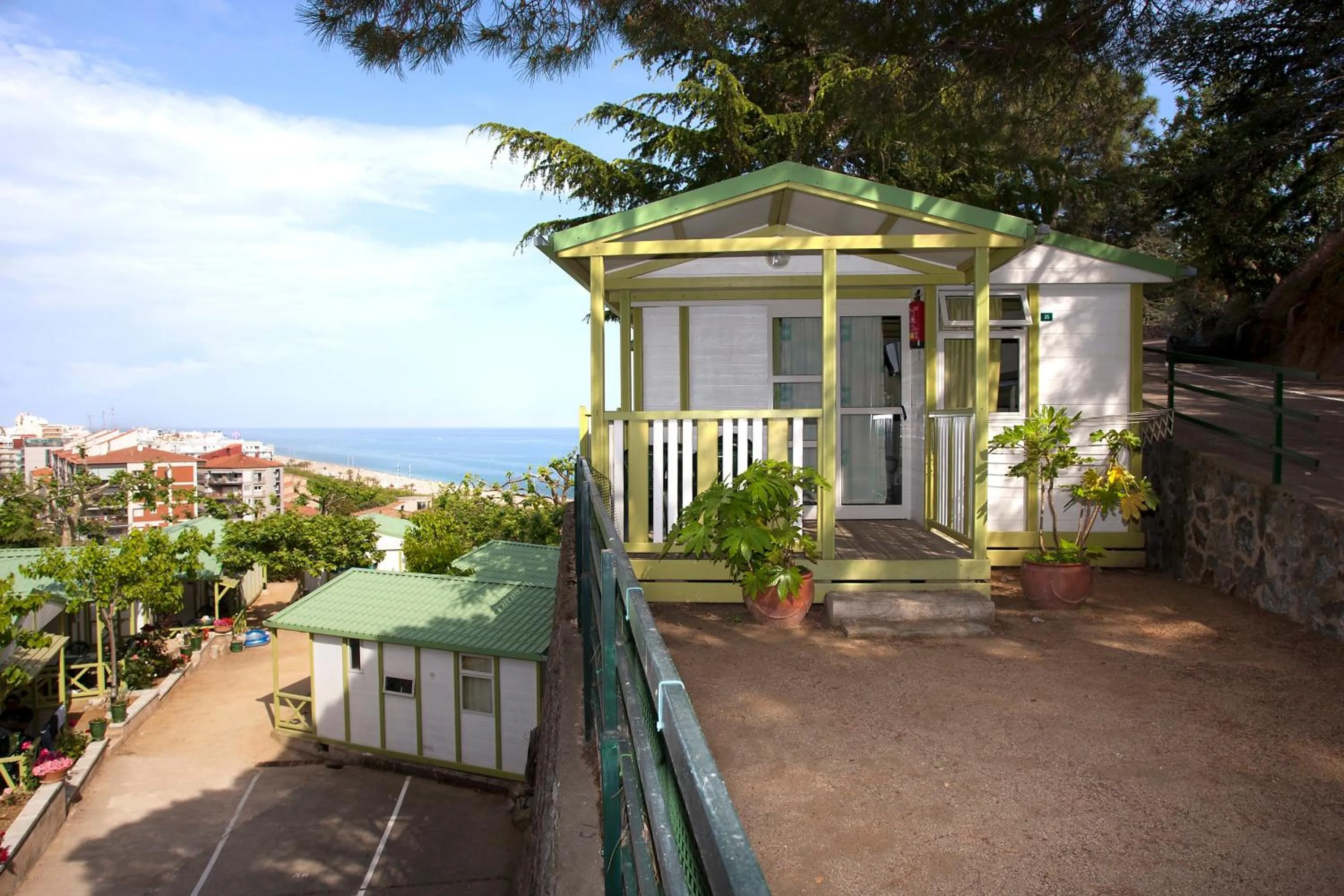 Facade/entrance in Camping Bungalows El Far