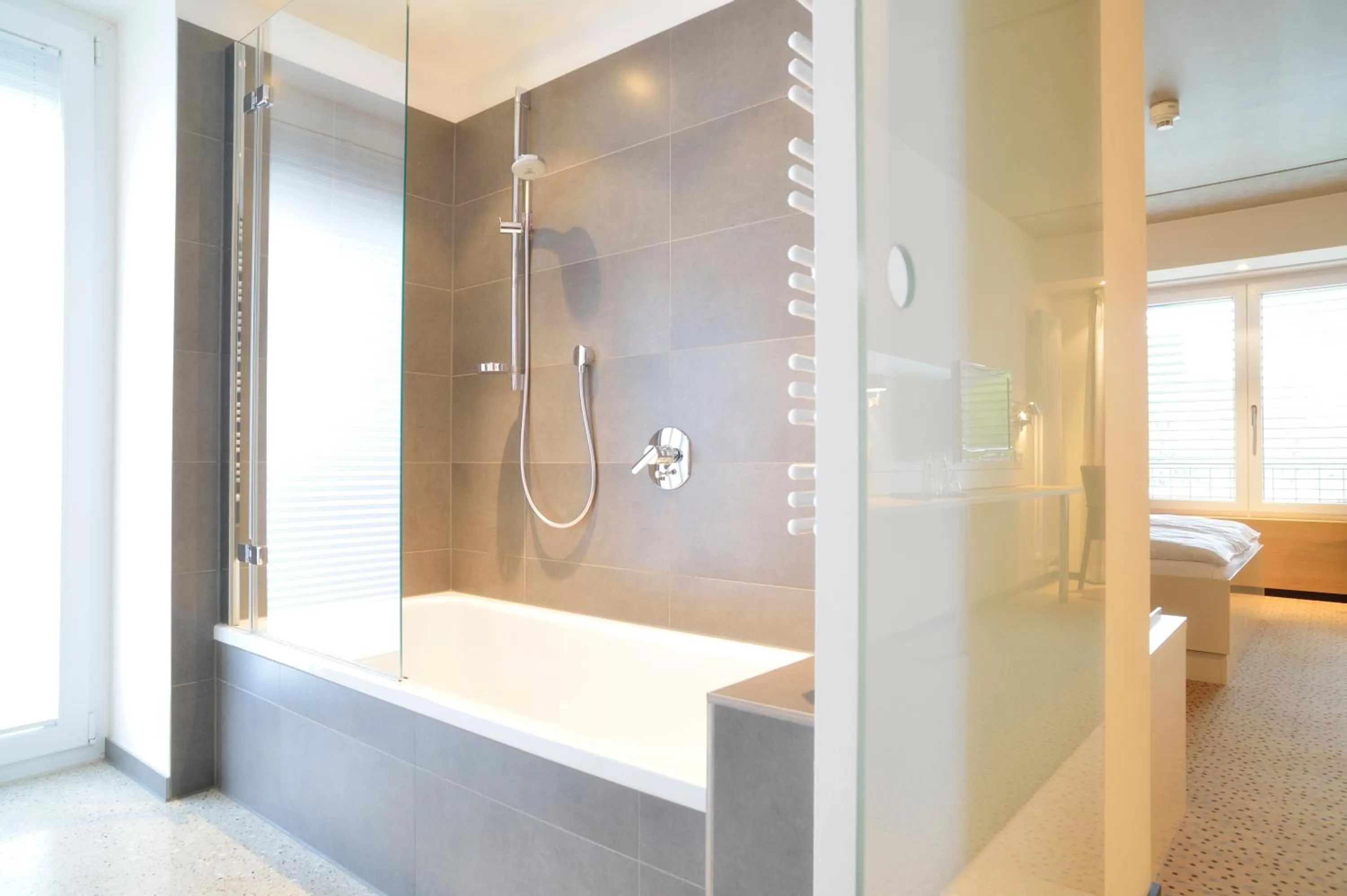 Shower in Hotel Restaurant Reuter