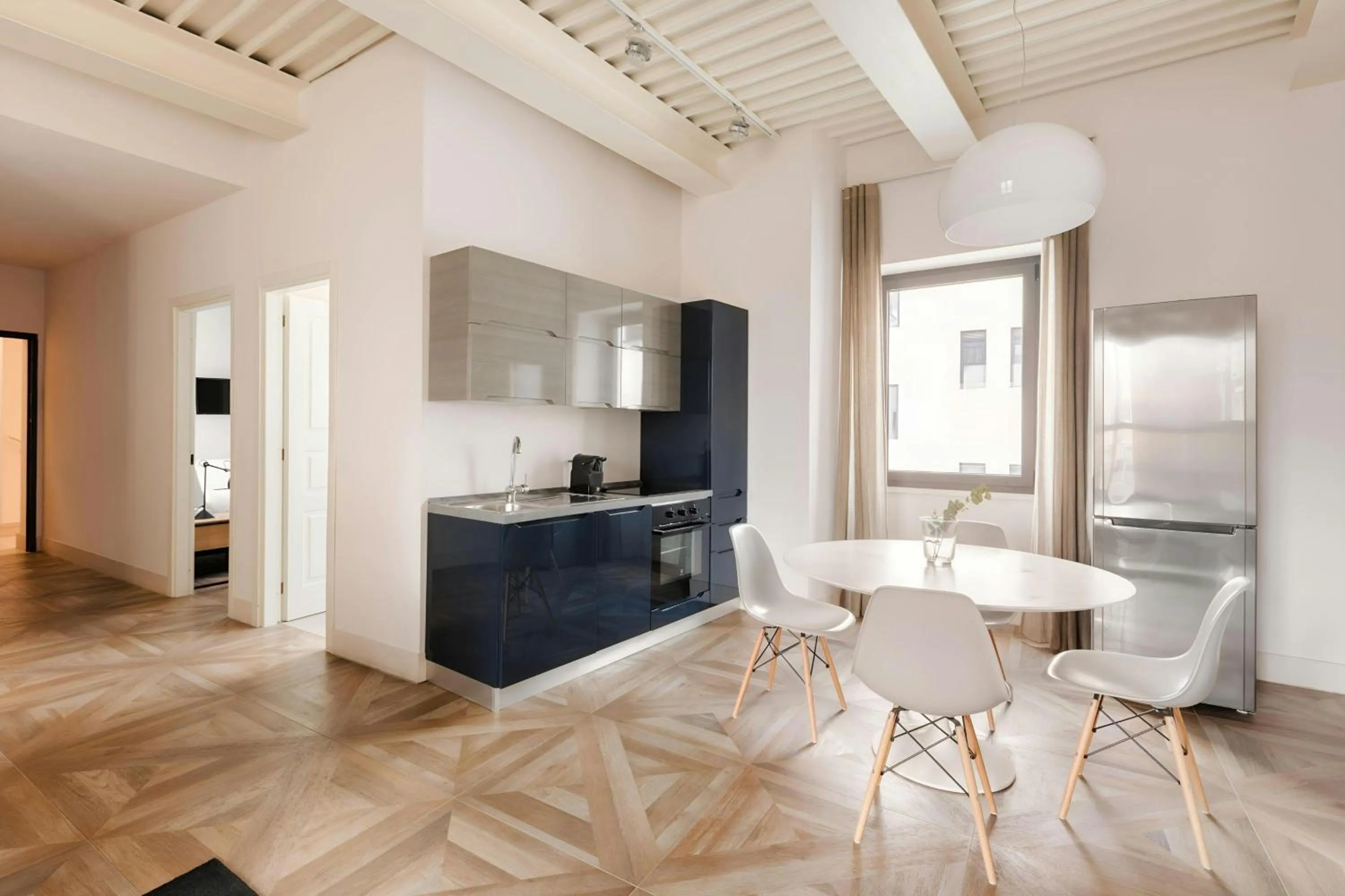 Kitchen or kitchenette in Piazza Barberini, Sonder Apartment by Marriott Bonvoy