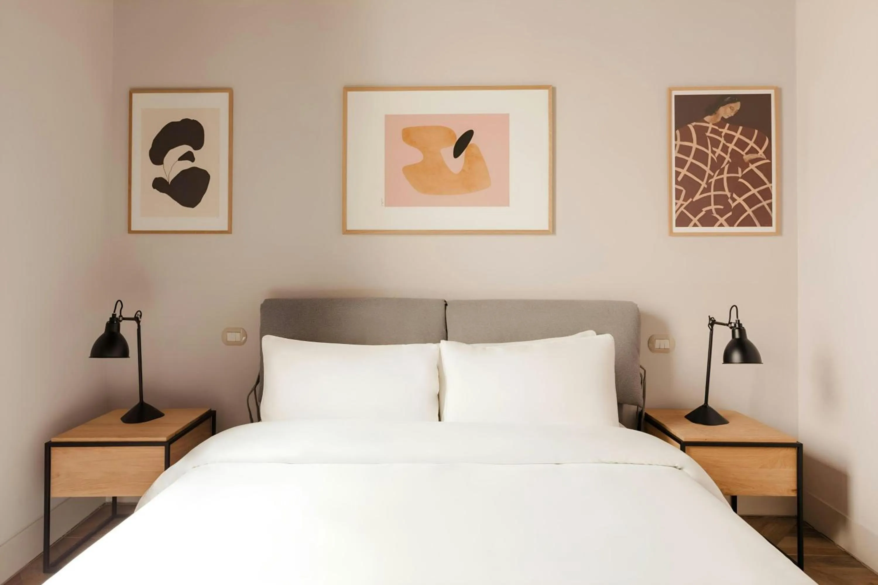 Bedroom, Bed in Piazza Barberini, Sonder Apartment by Marriott Bonvoy