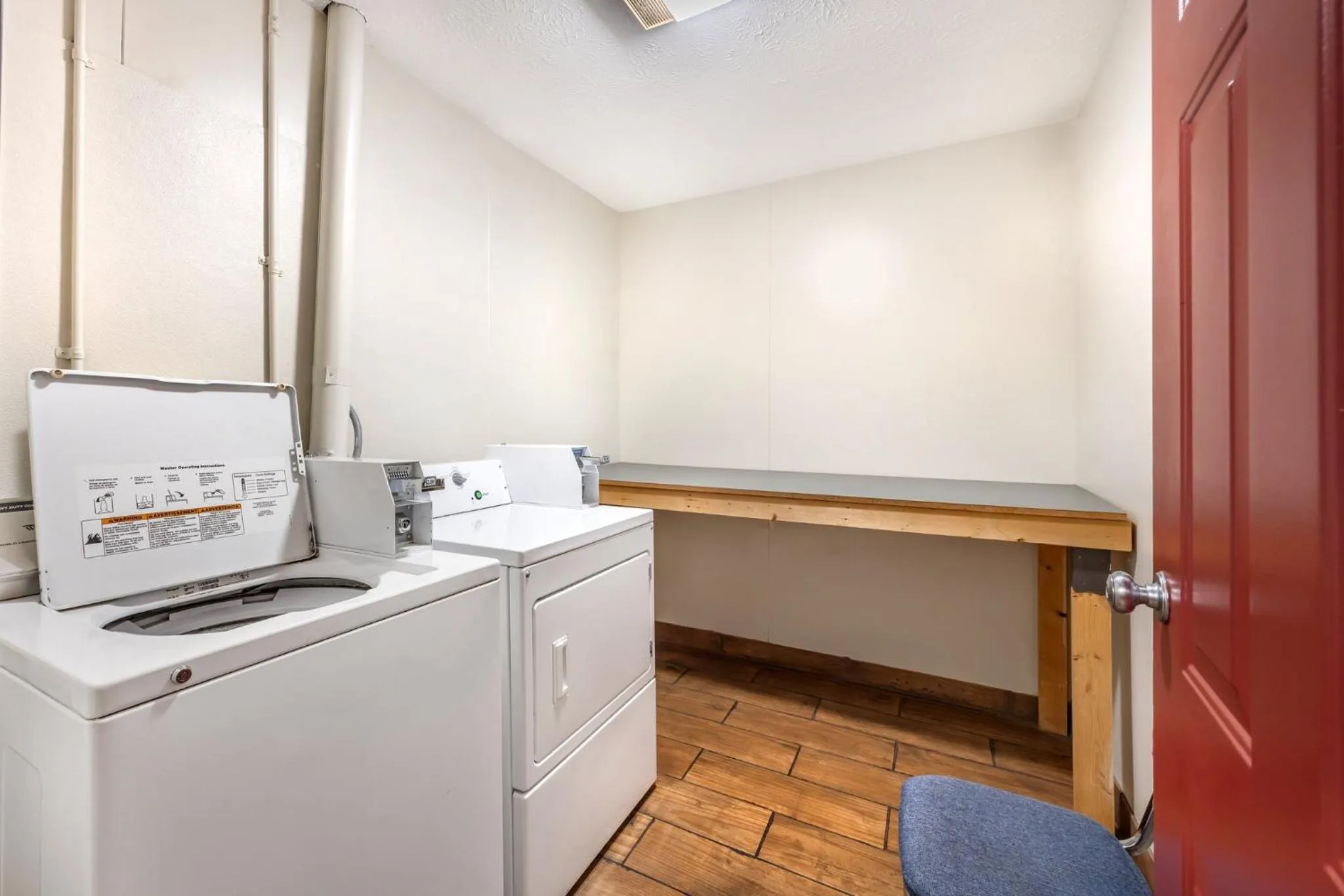 laundry in Red Roof Inn Paducah